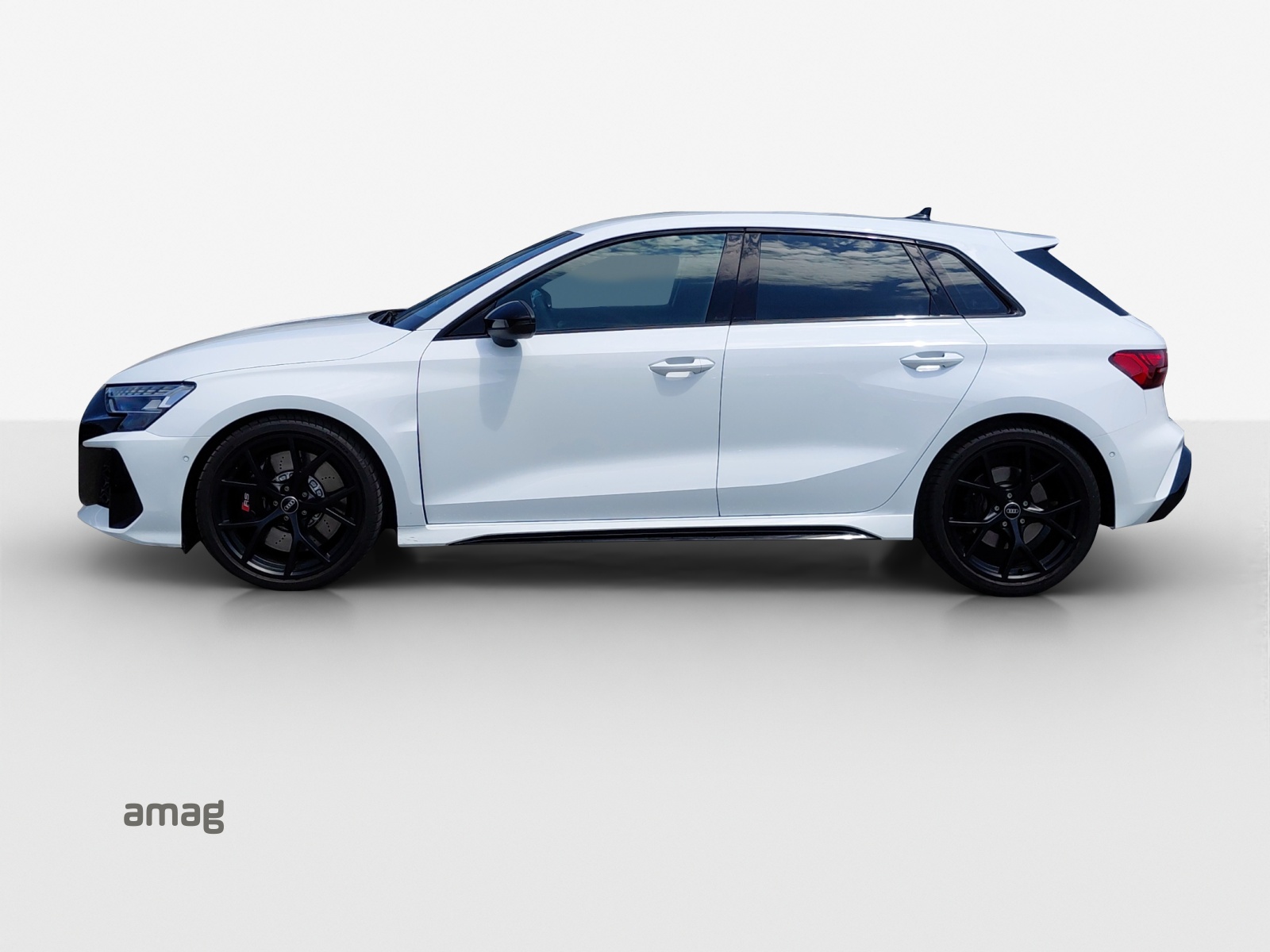 AUDI RS3 Sportback 2.5 TSI quattro S-tronic-image-1