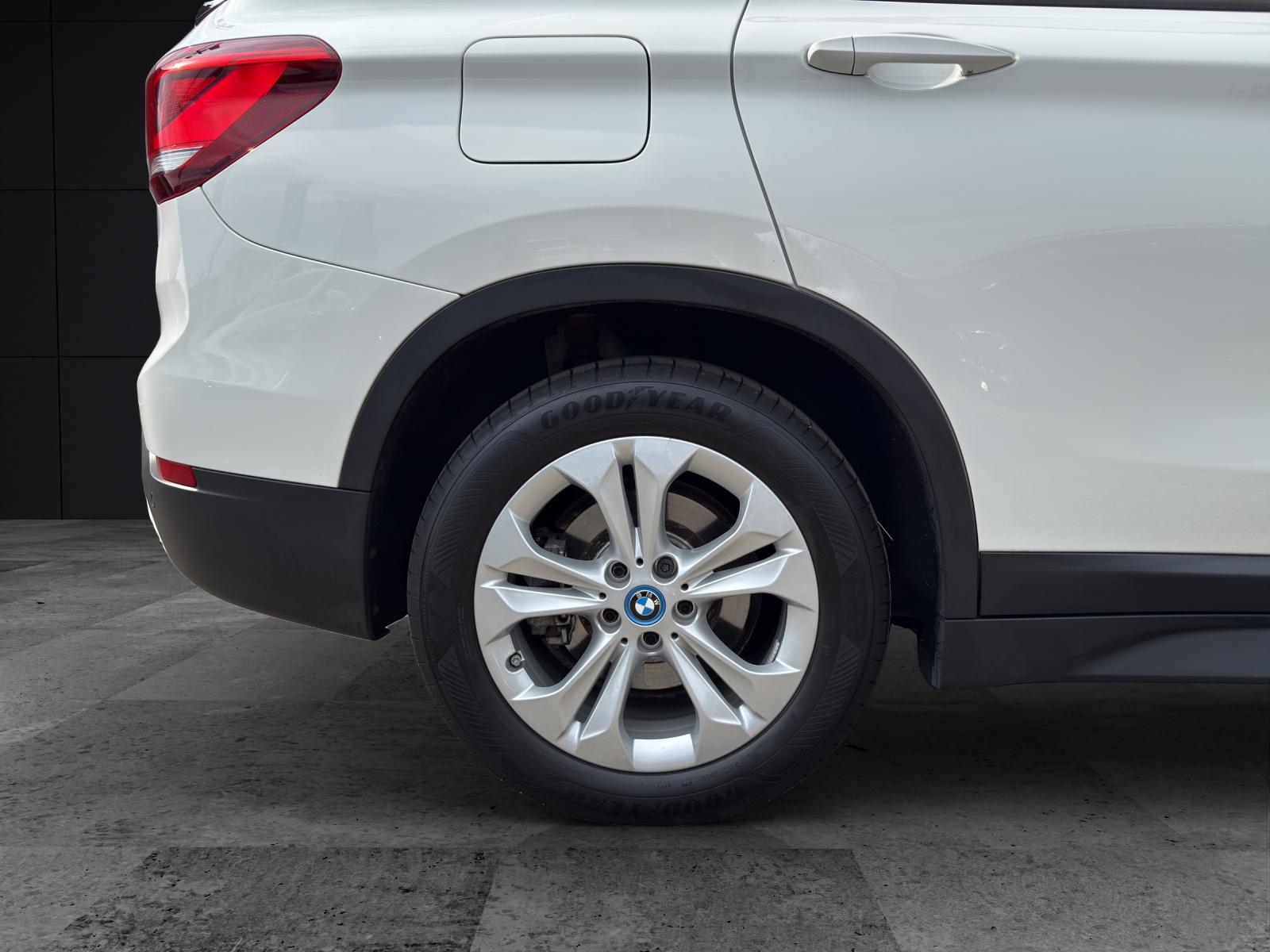 BMW X1 xDrive 25e-image-8