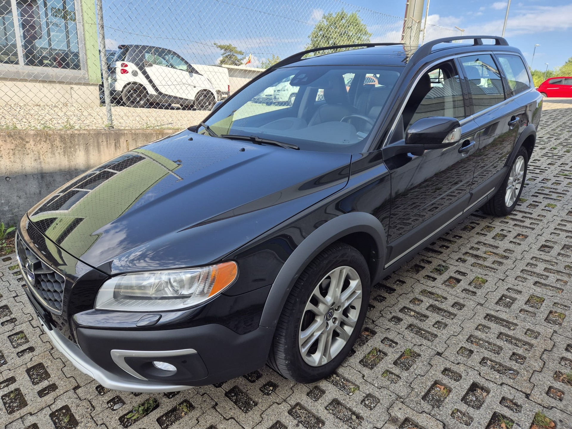 VOLVO XC70 D5 AWD Summum Geartronic-image-1