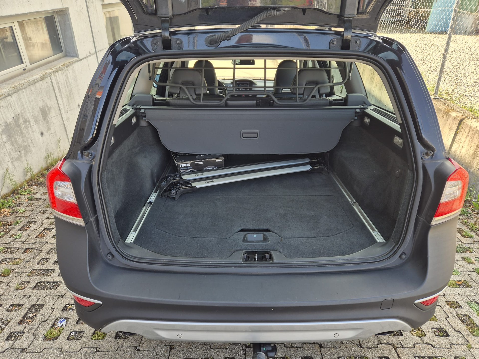 VOLVO XC70 D5 AWD Summum Geartronic-image-13