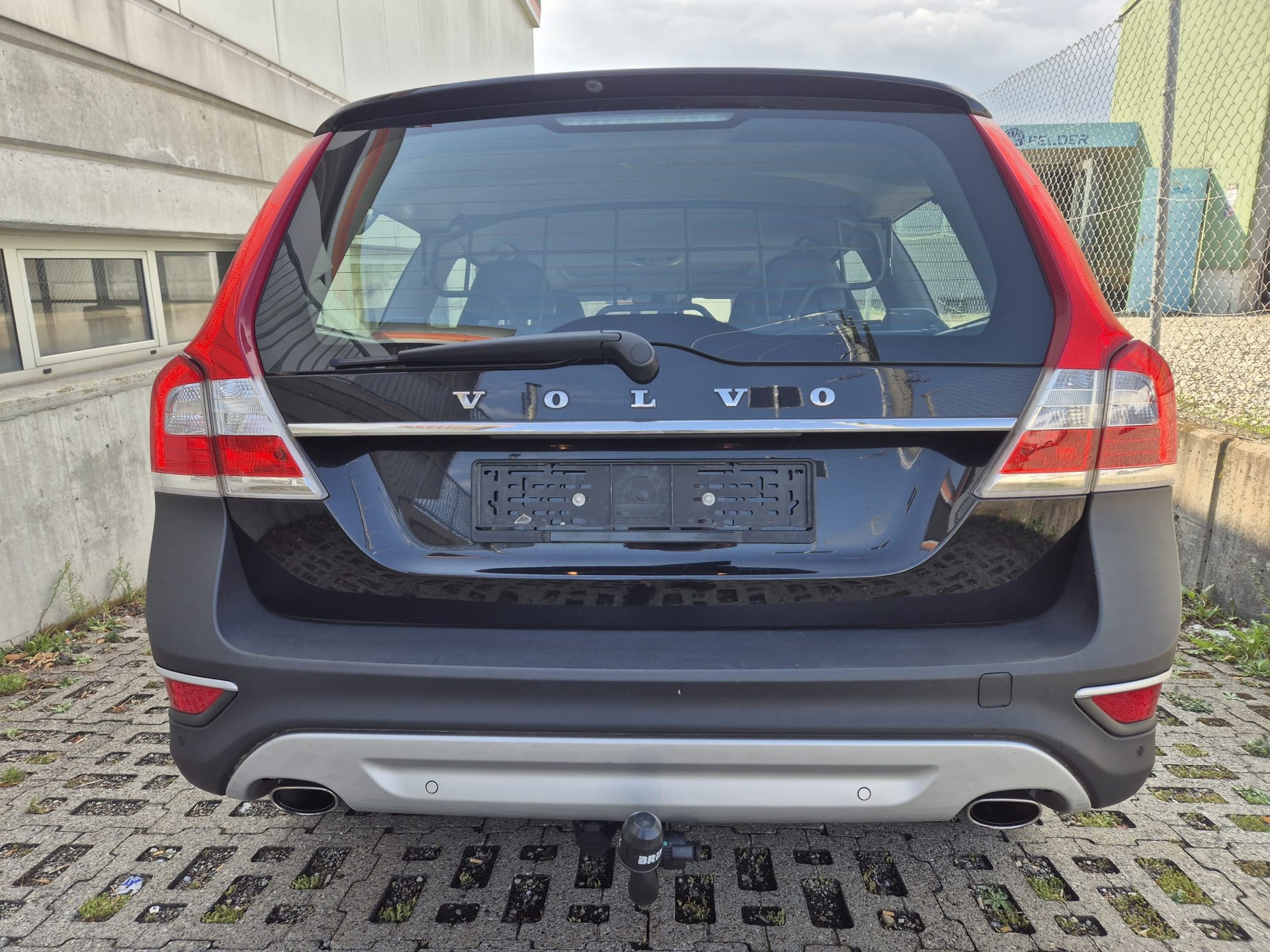 VOLVO XC70 D5 AWD Summum Geartronic-image-8