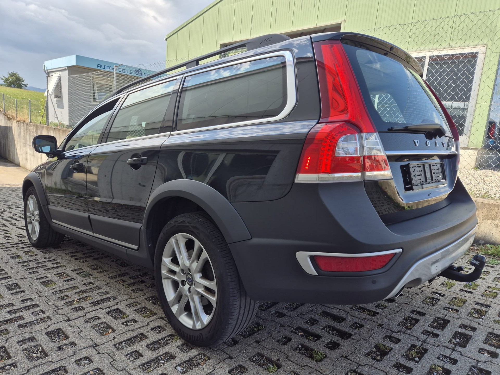 VOLVO XC70 D5 AWD Summum Geartronic-image-7