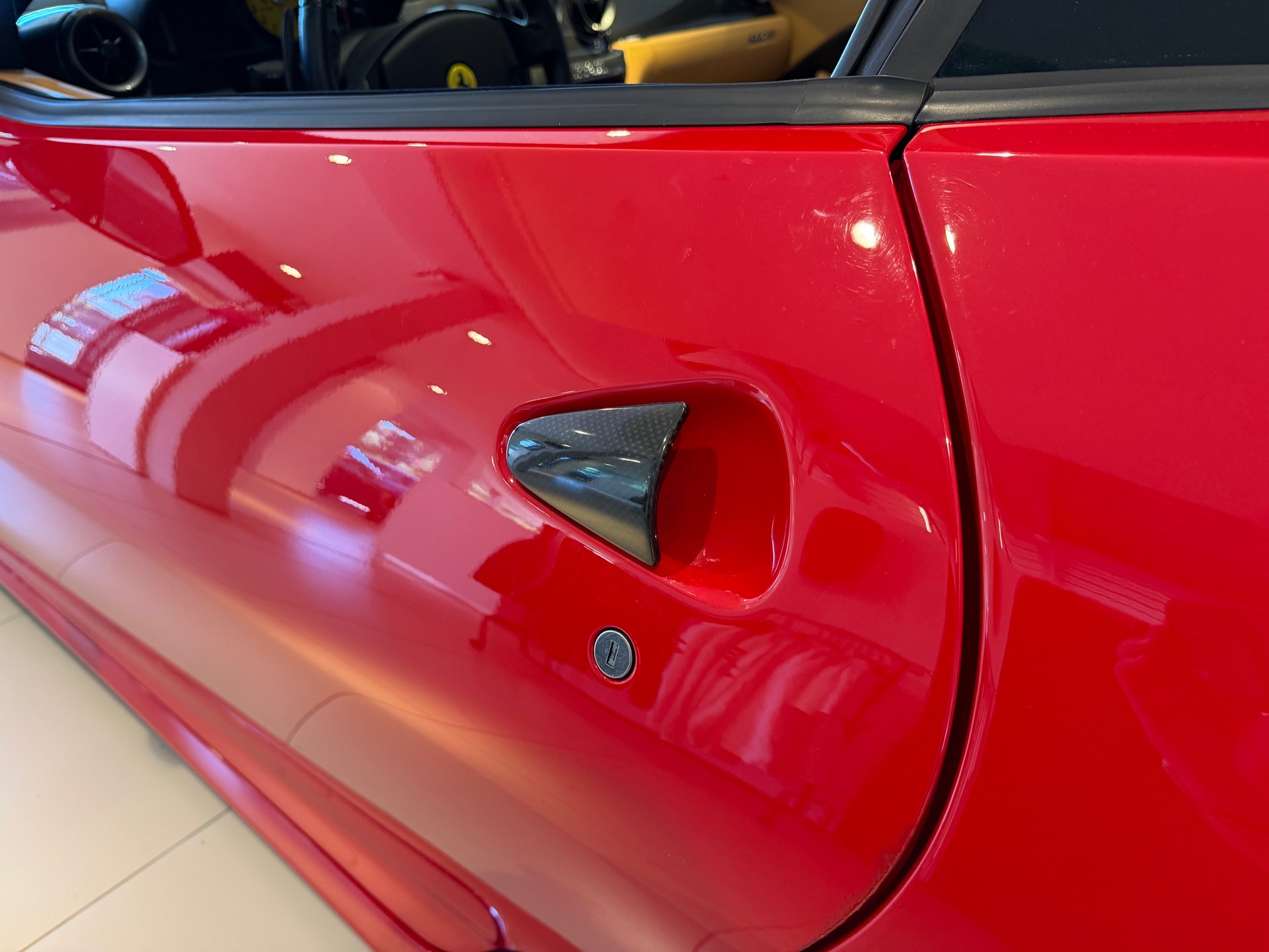 FERRARI 599 GTB-image-14