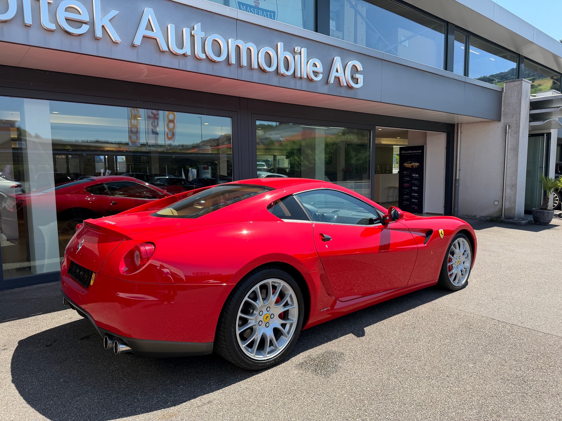 FERRARI 599 GTB-showroom-element-3