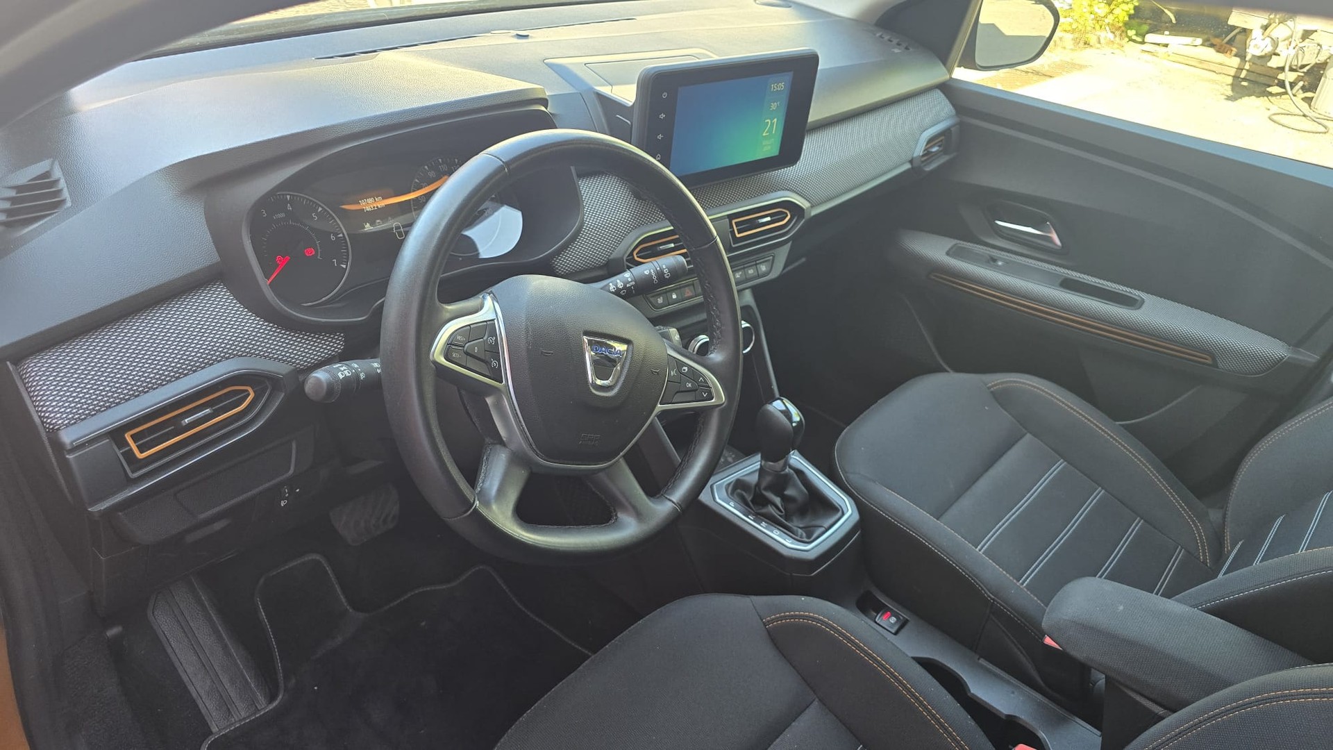DACIA Sandero Stepway TCe 90 Expression CVT-image-3