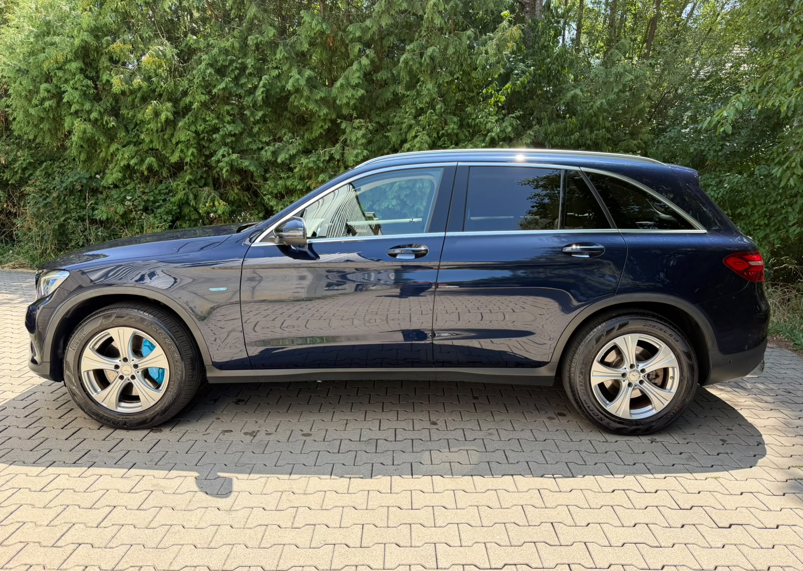 MERCEDES-BENZ GLC 350 e Exclusive 4Matic 7G-Tronic-showroom-element-1