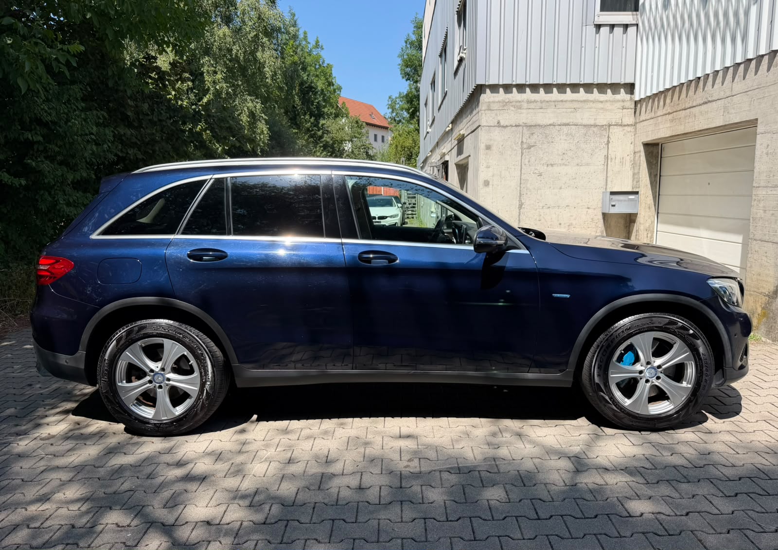 MERCEDES-BENZ GLC 350 e Exclusive 4Matic 7G-Tronic-image-5