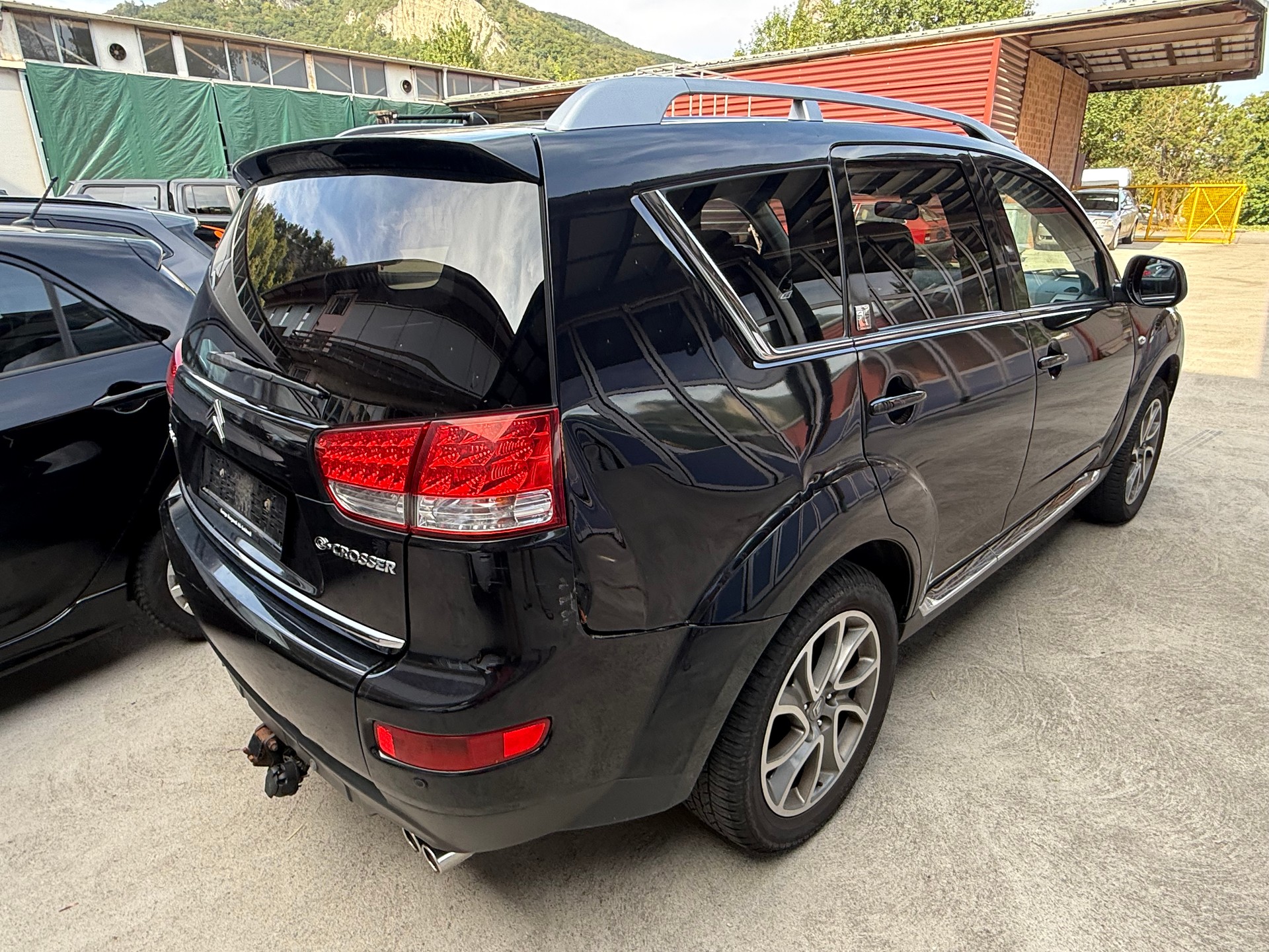 CITROEN C-Crosser 2.2 HDi Exclusive DCS6-image-13