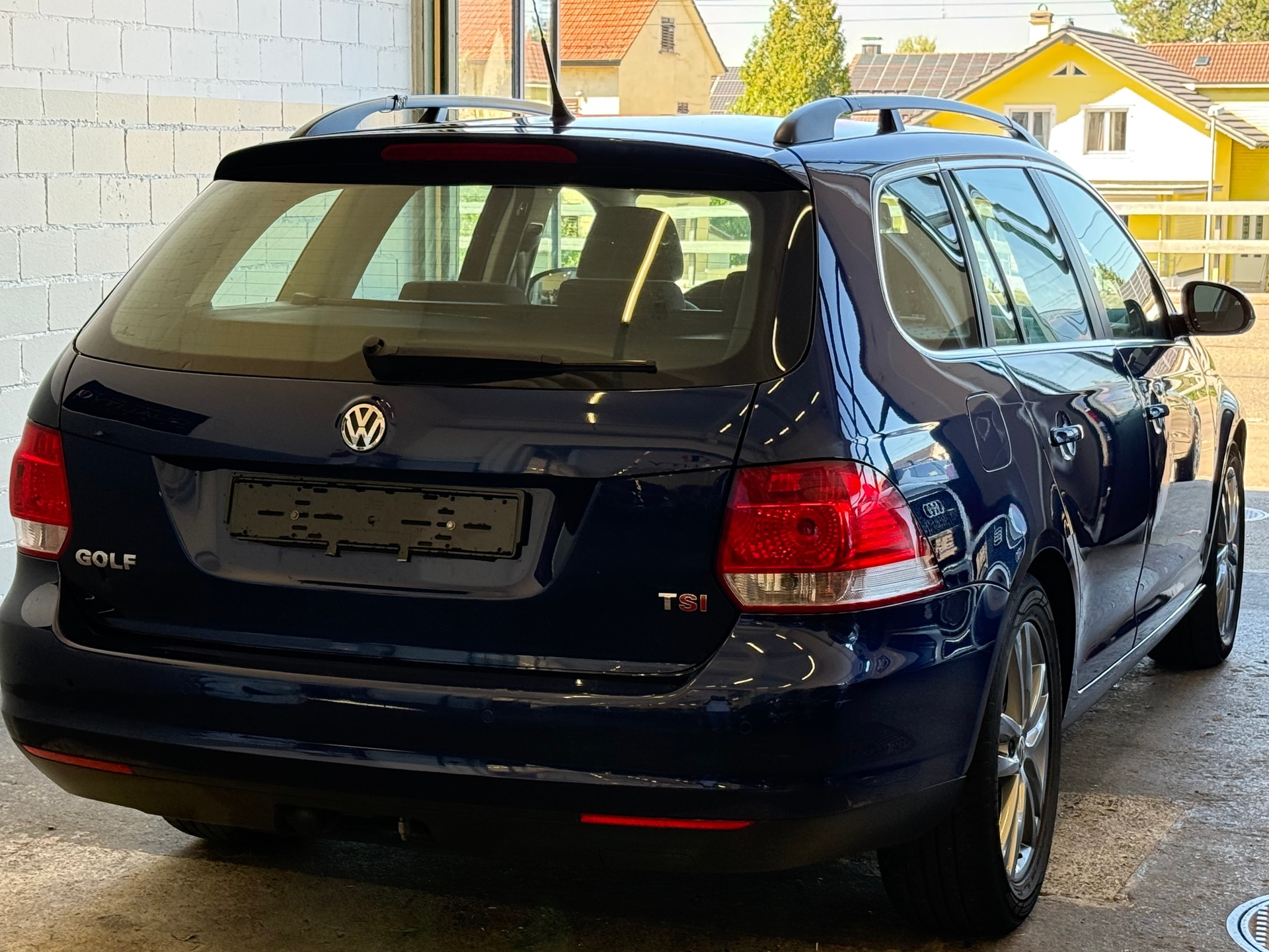 VW Golf Variant 1.4 TSI Value DSG-image-5