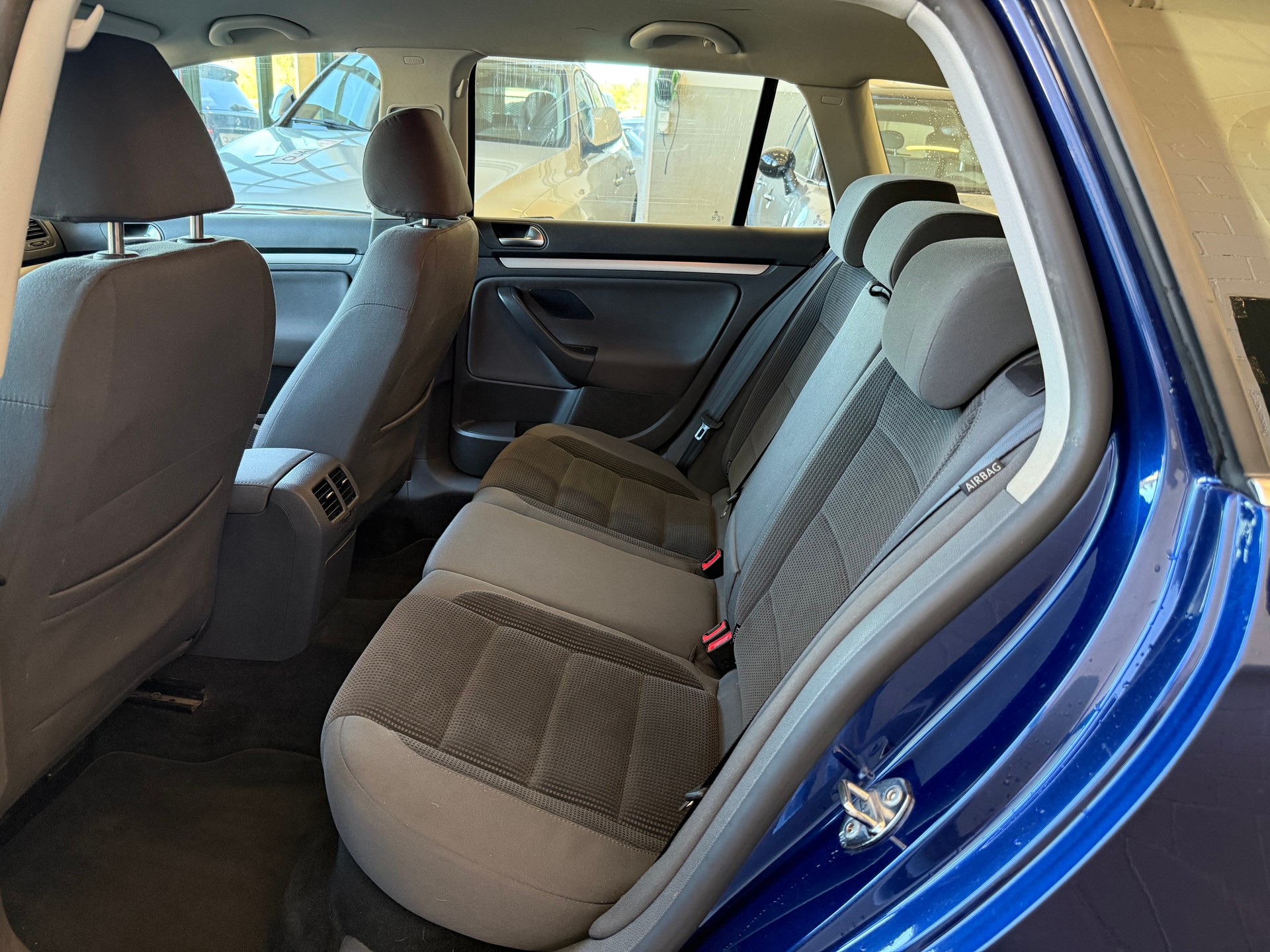 VW Golf Variant 1.4 TSI Value DSG-image-8
