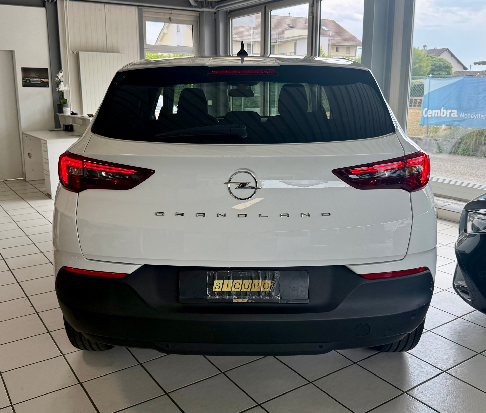 OPEL Grandland X 1.2i TP Ultimate Automatik-image-8