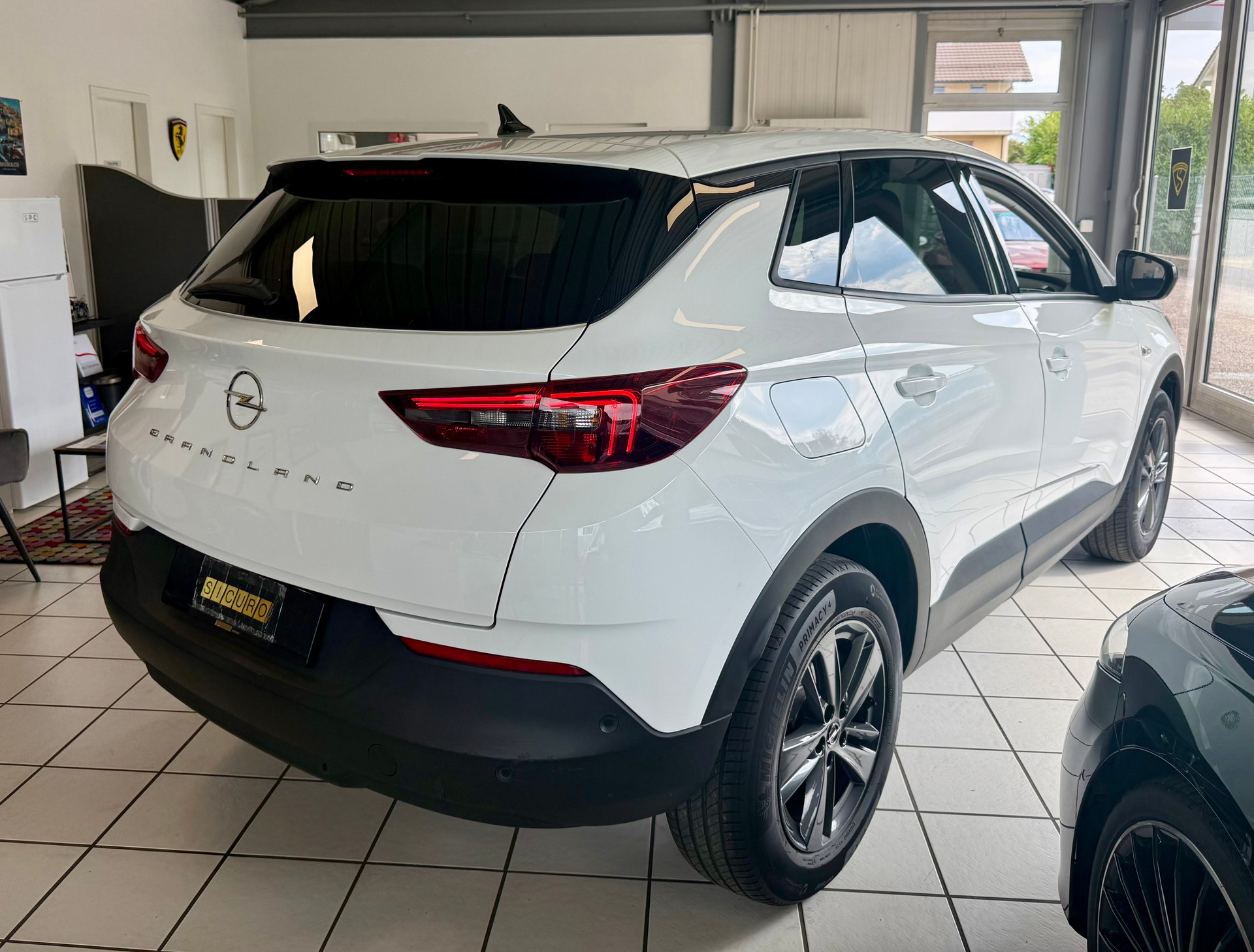 OPEL Grandland X 1.2i TP Ultimate Automatik-image-9