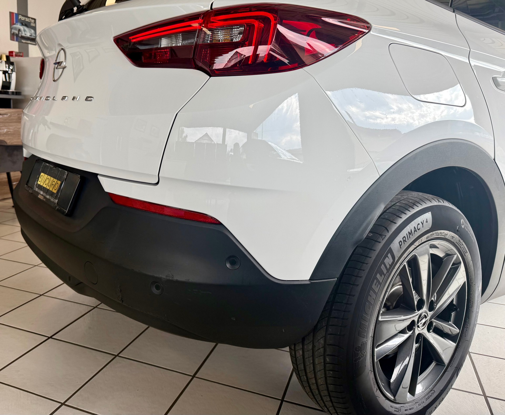 OPEL Grandland X 1.2i TP Ultimate Automatik-image-10