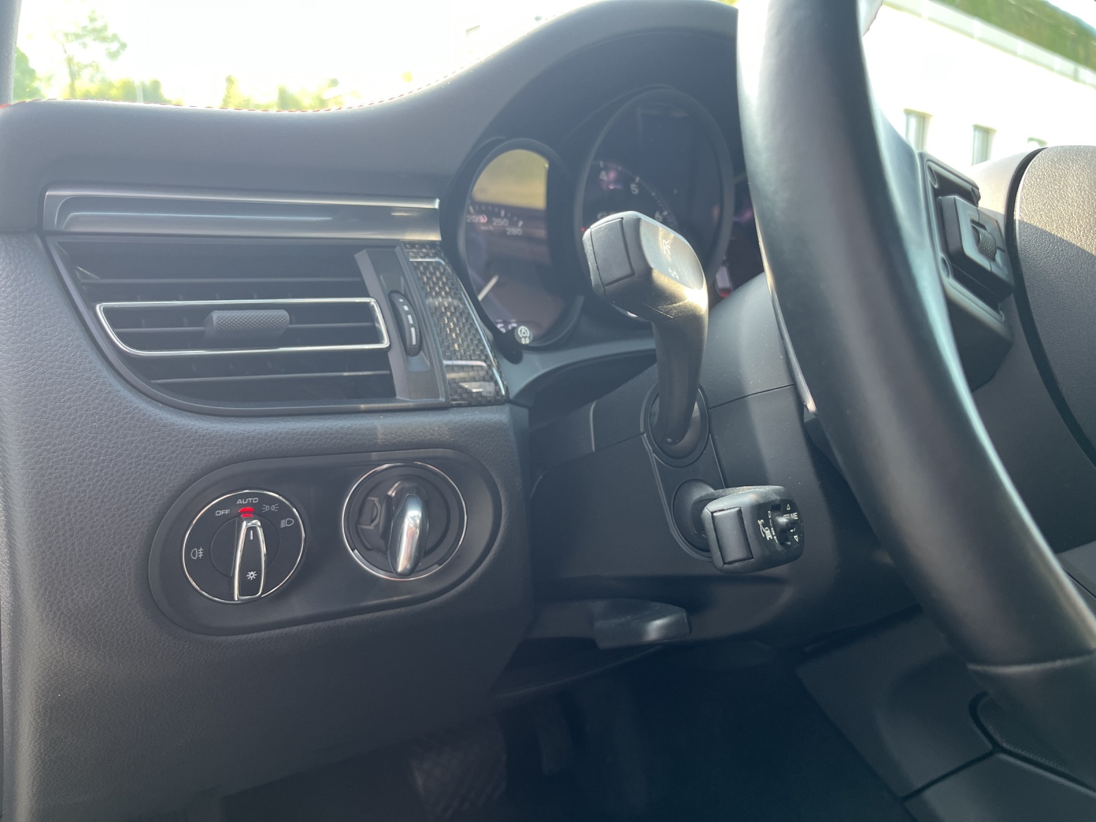 PORSCHE Macan 2.9 V6 GTS-image-18