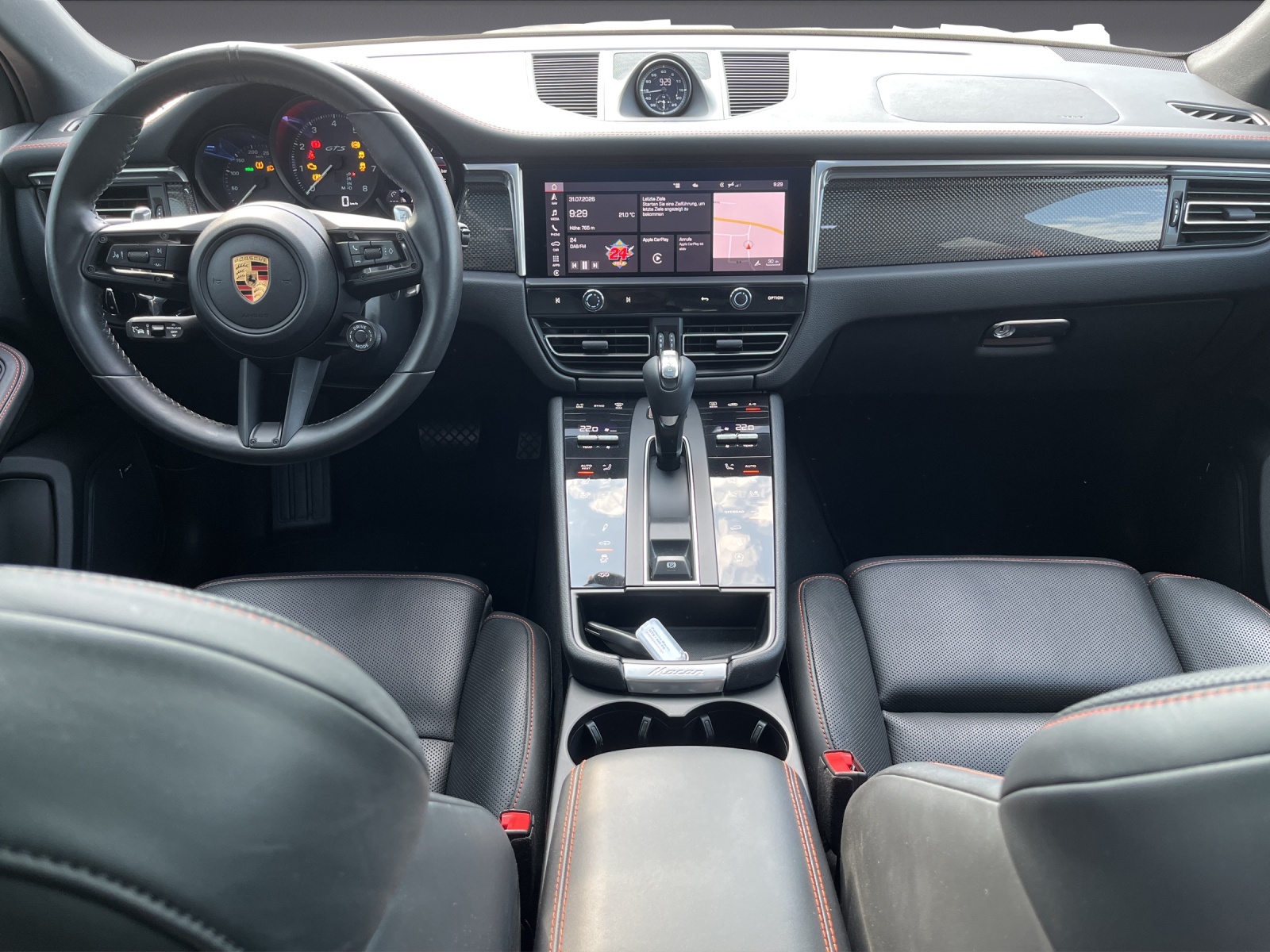 PORSCHE Macan 2.9 V6 GTS-image-12