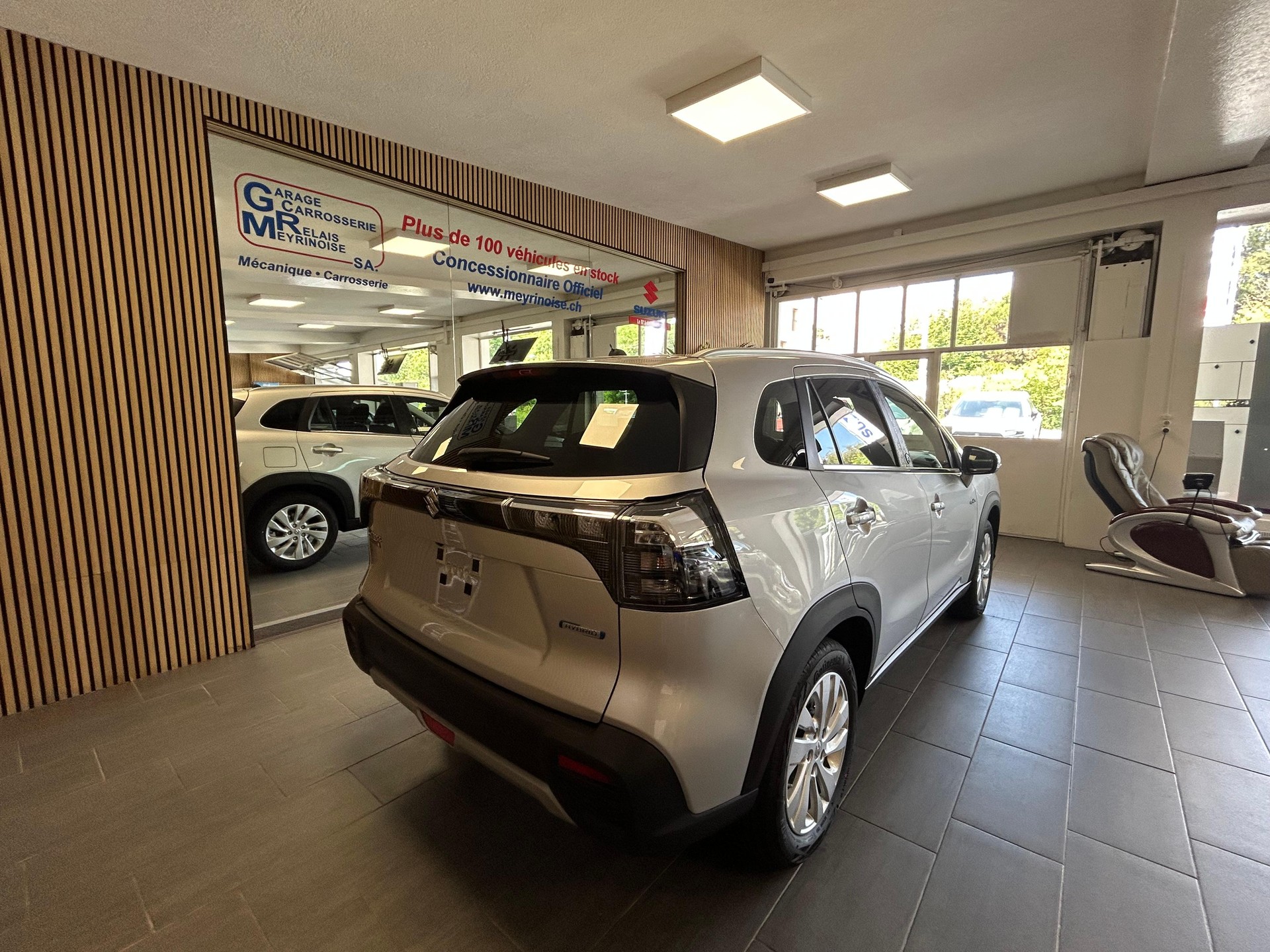 SUZUKI S-Cross 1.4 T Piz Sulai Hybrid 4x4 4 ROUES HIVER OFFERT-image-6