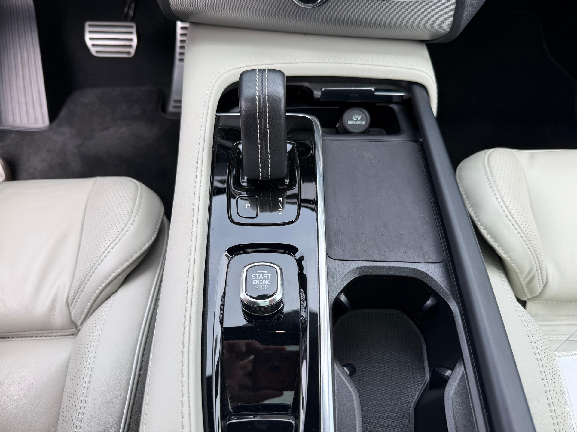 VOLVO XC90 2.0 T8 TE R-Design 7P. eAWD-image-5