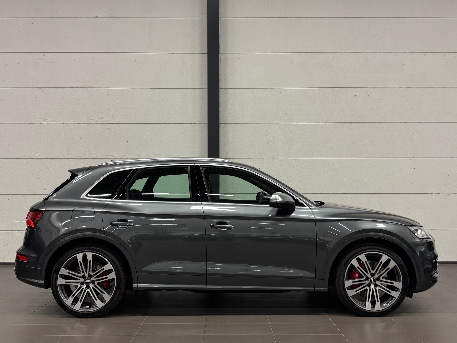 AUDI SQ5 TDI quattro tiptronic ABT-image-9