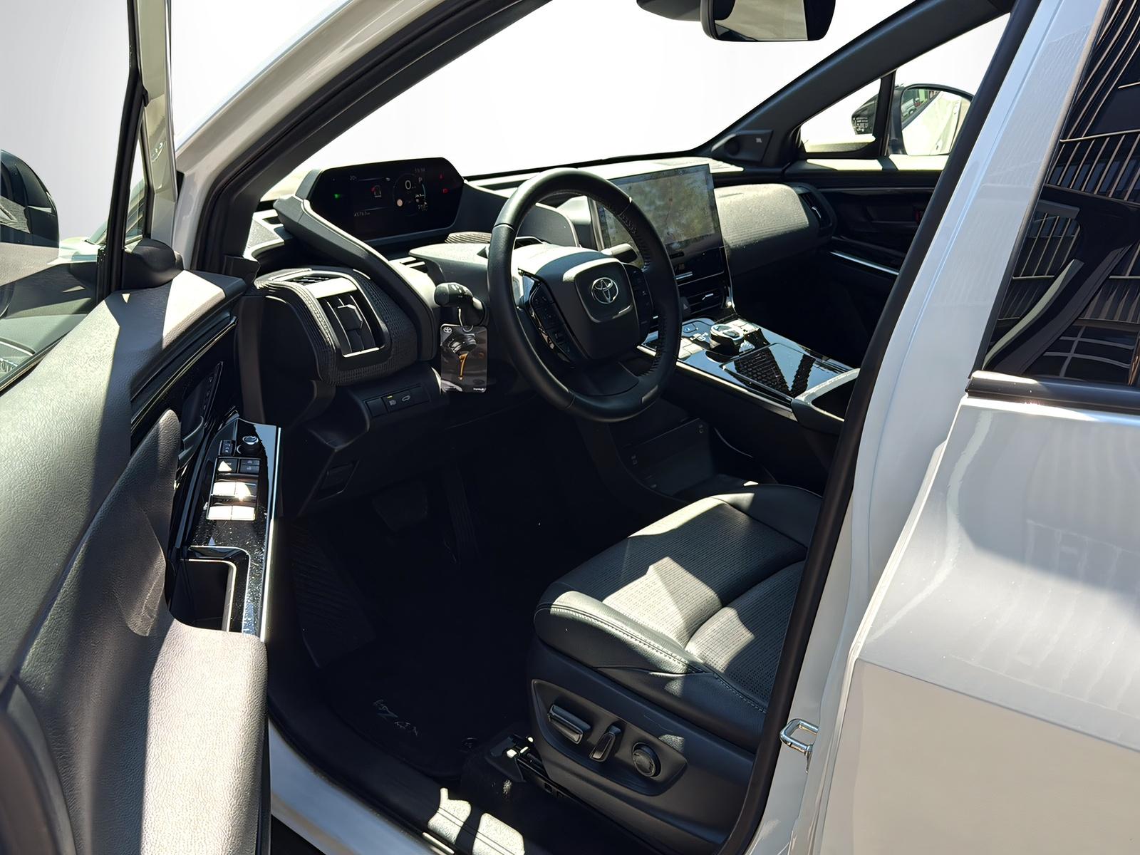 TOYOTA bZ4X 6.6 kw OBC Premium AWD-image-9