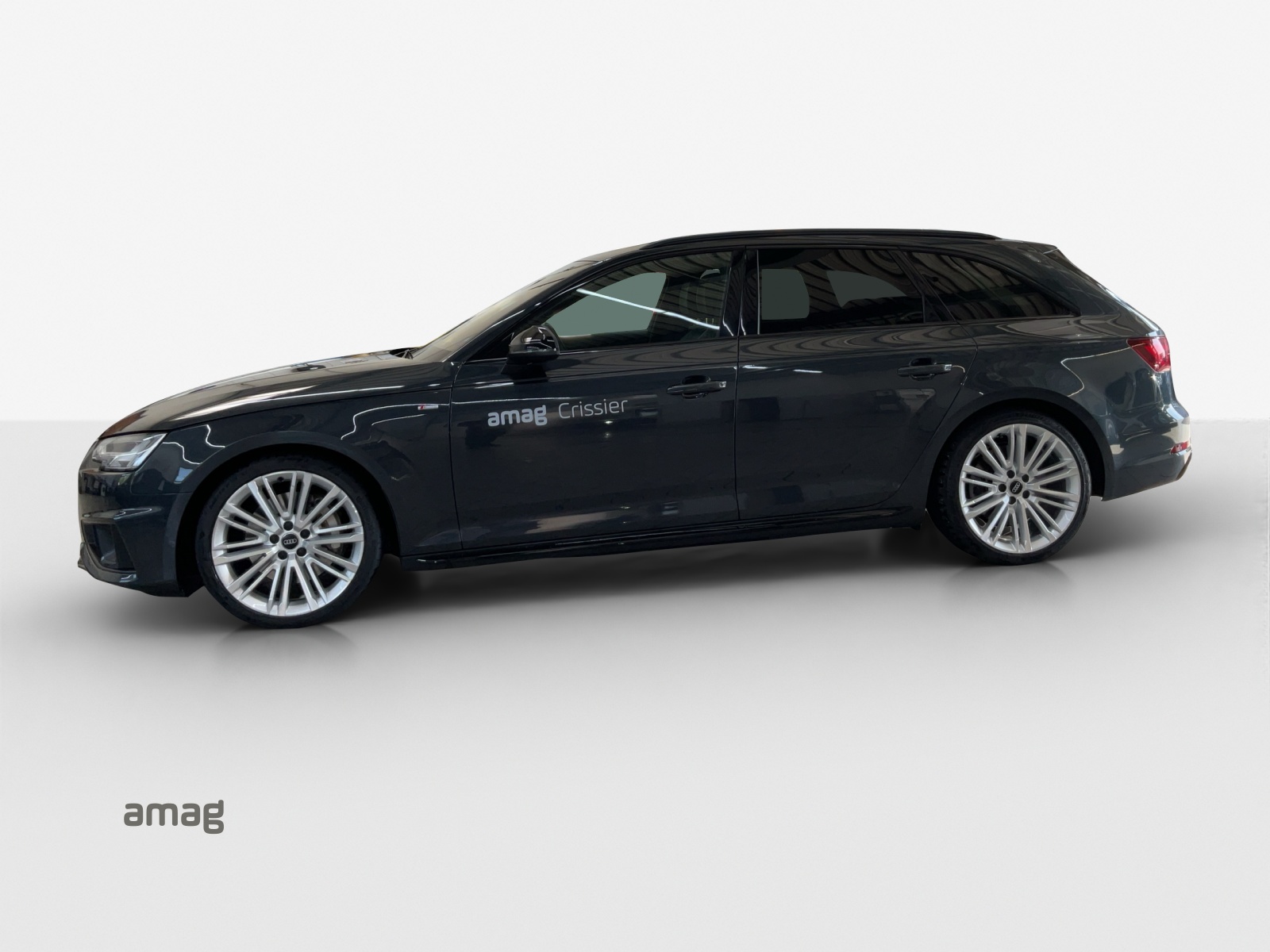 AUDI A4 Avant 45 TFSI Sport S-tronic quattro-image-1