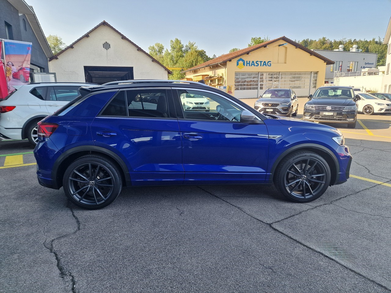 VW T-Roc 2.0 TSI R DSG 4Motion-image-6