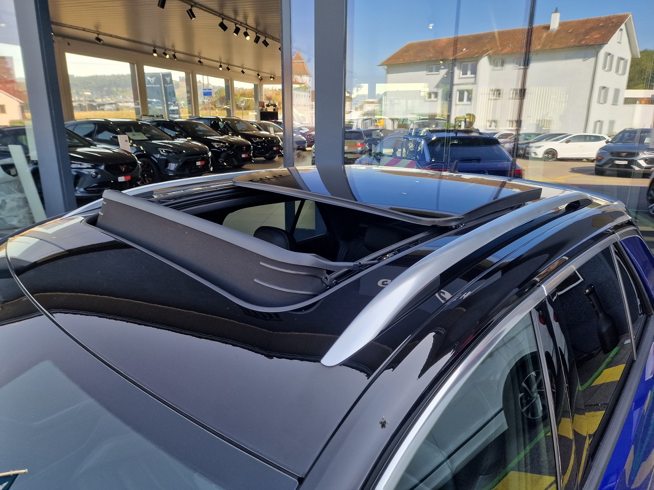VW T-Roc 2.0 TSI R DSG 4Motion-image-27