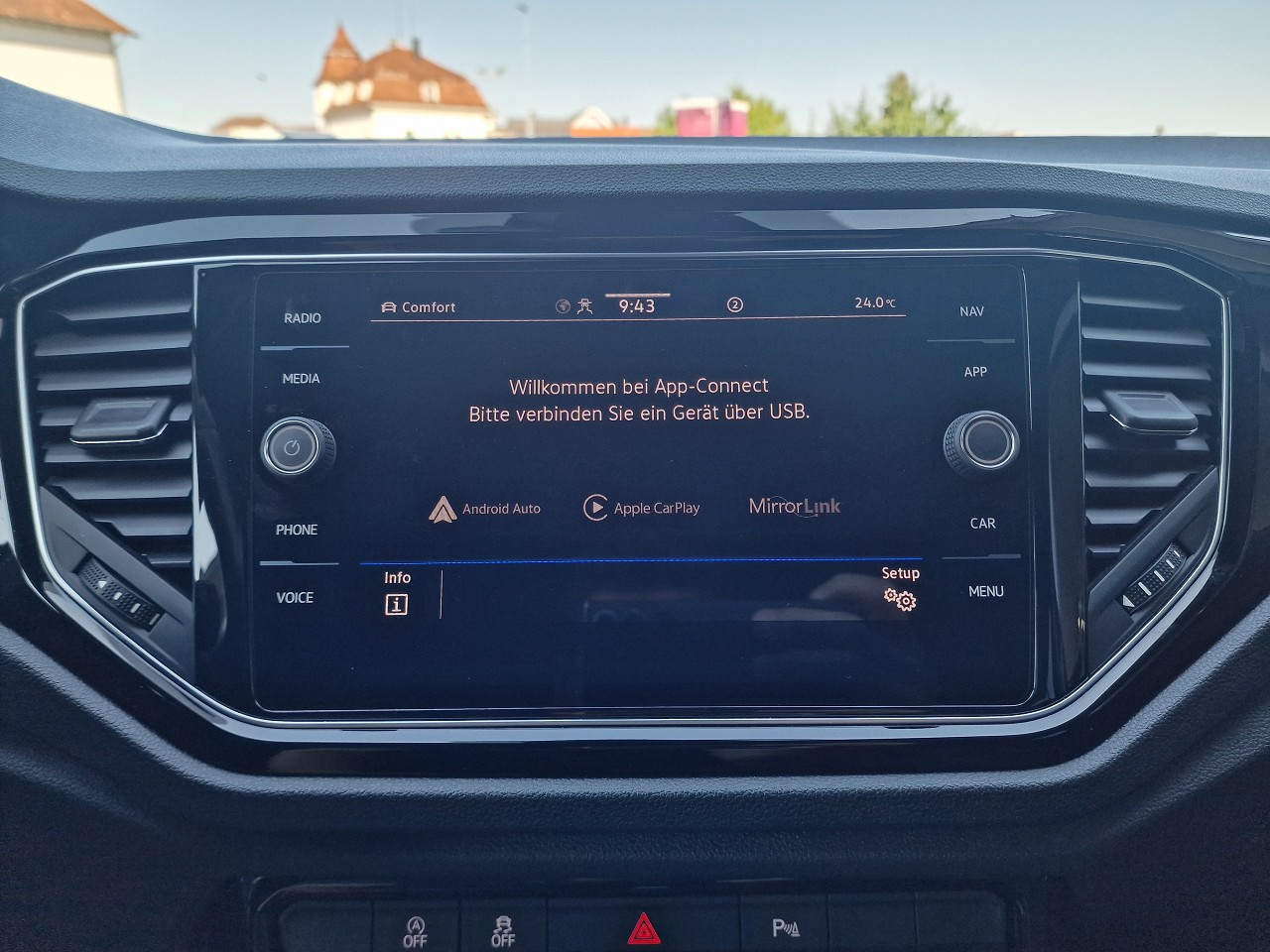 VW T-Roc 2.0 TSI R DSG 4Motion-image-21