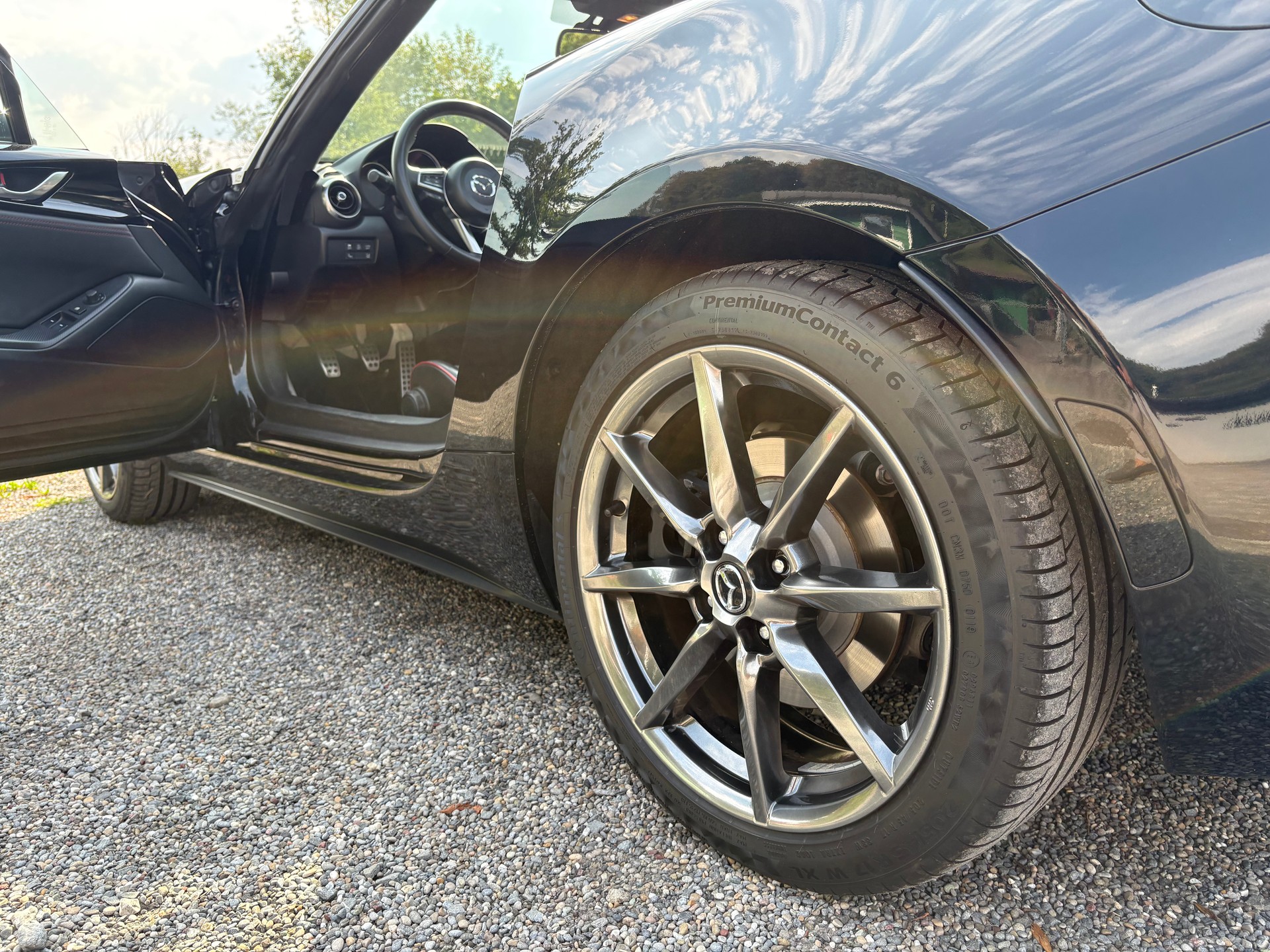 MAZDA MX-5 SKYACTIV-G 160 Revolution mit Pack Recaro / Bose-image-5