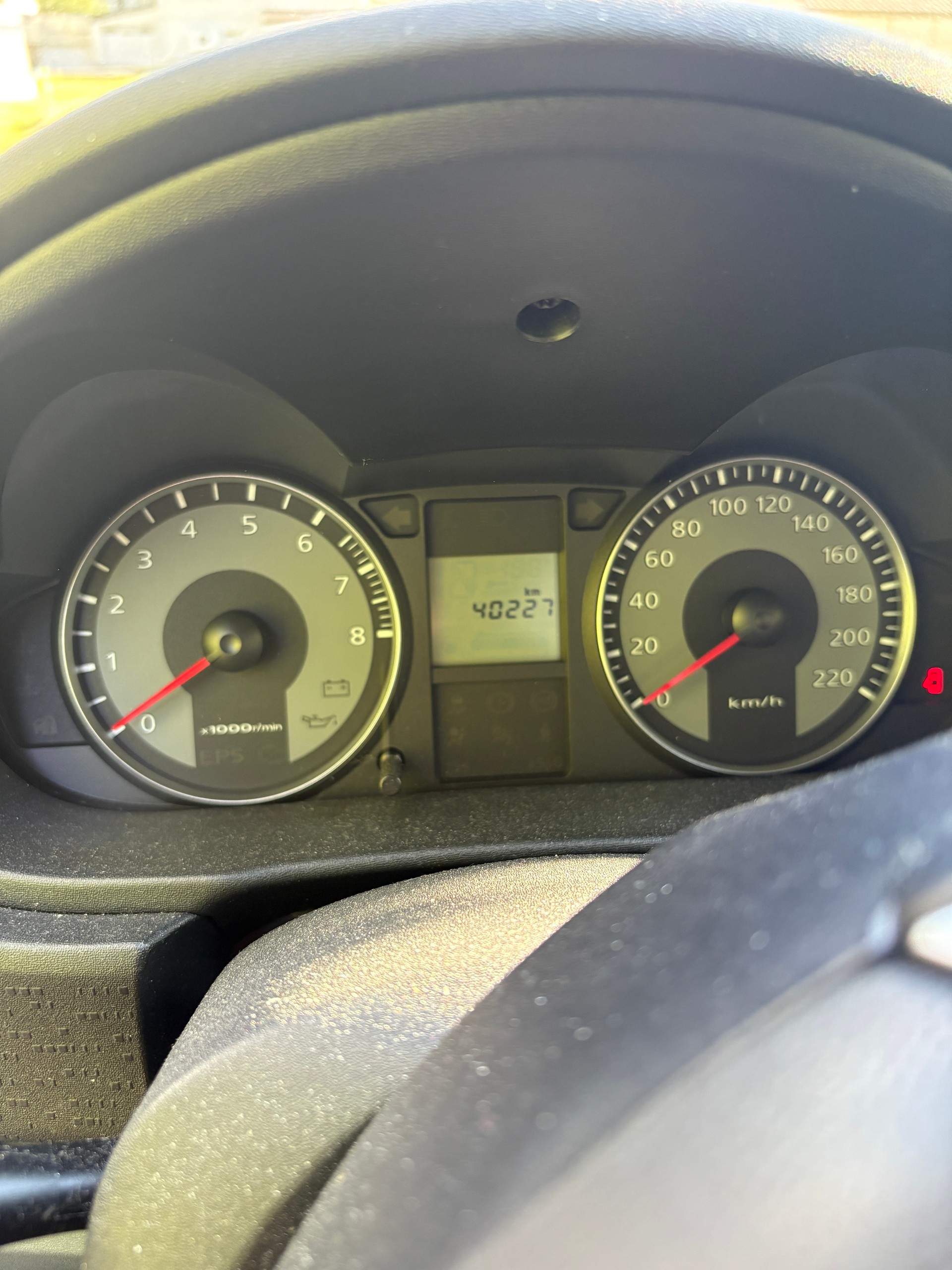 MITSUBISHI 1.3 16V Invite-image-4