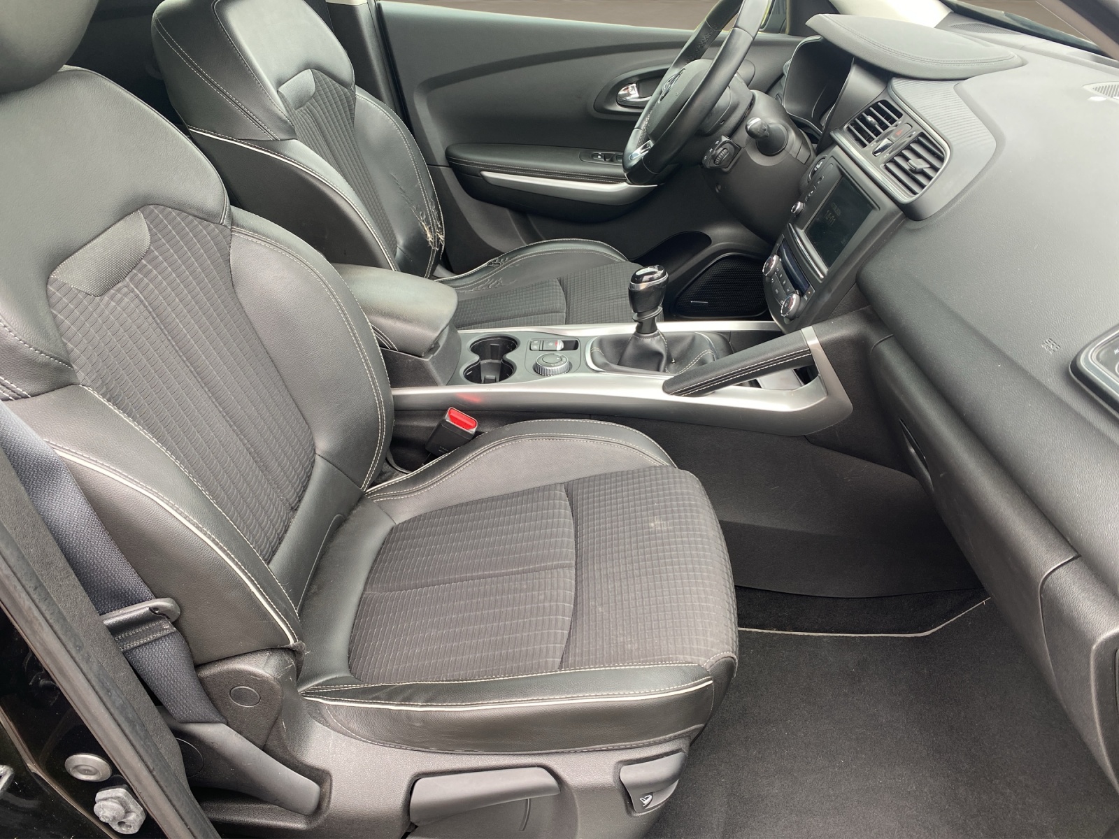 RENAULT Kadjar 1.6 dCi Bose 4x4-image-11