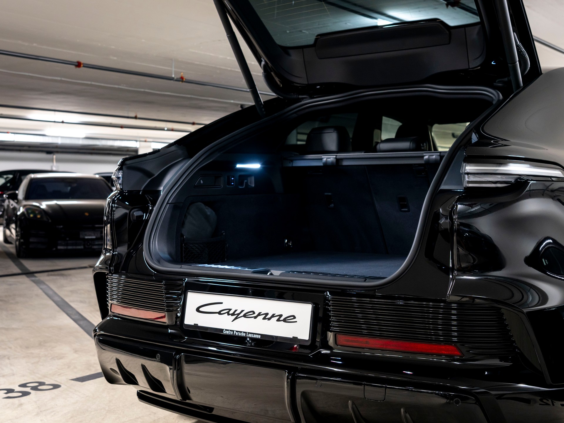 PORSCHE Cayenne Coupe Electric 113 kWh-image-8