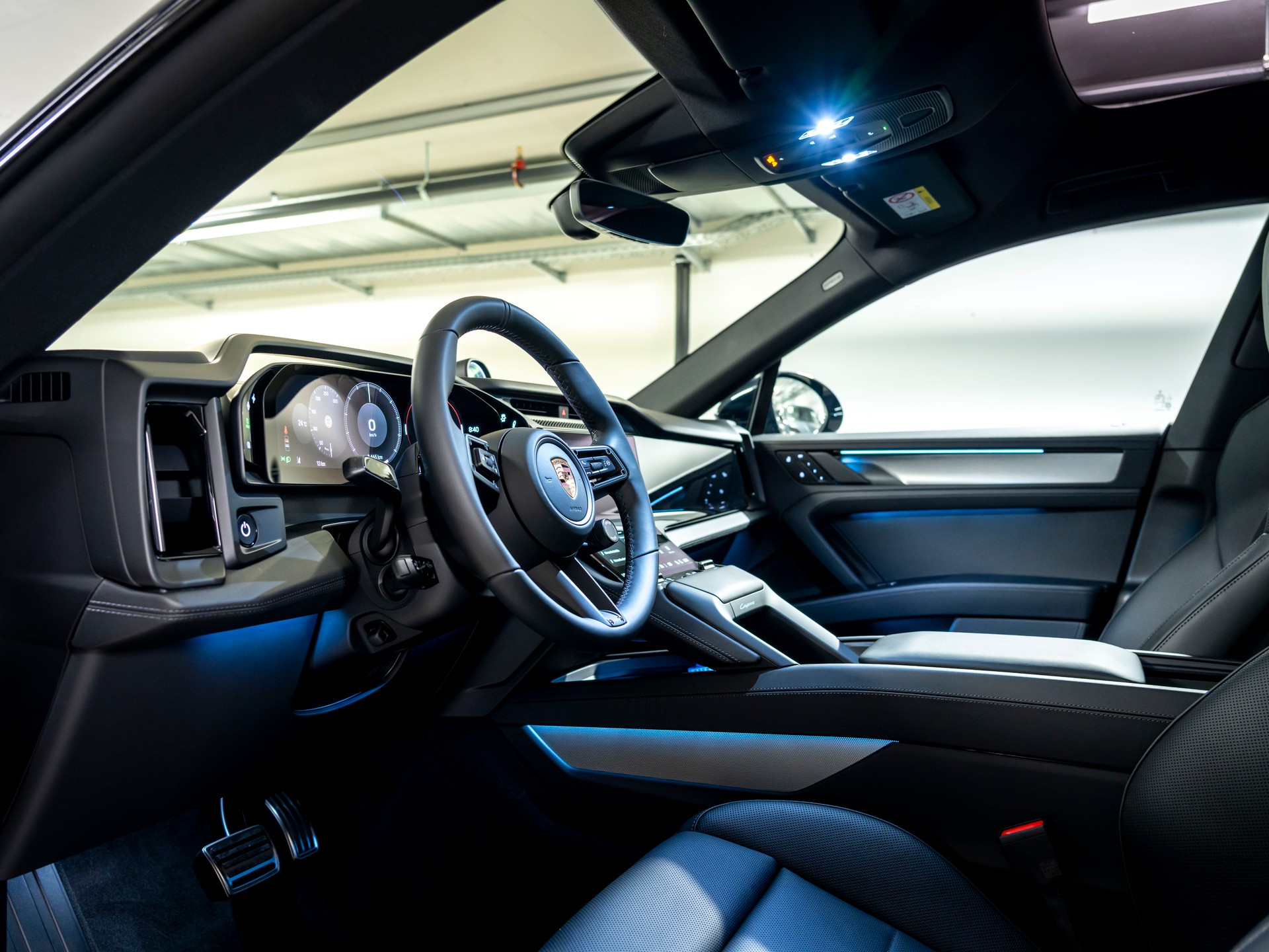PORSCHE Cayenne Coupe Electric 113 kWh-image-14