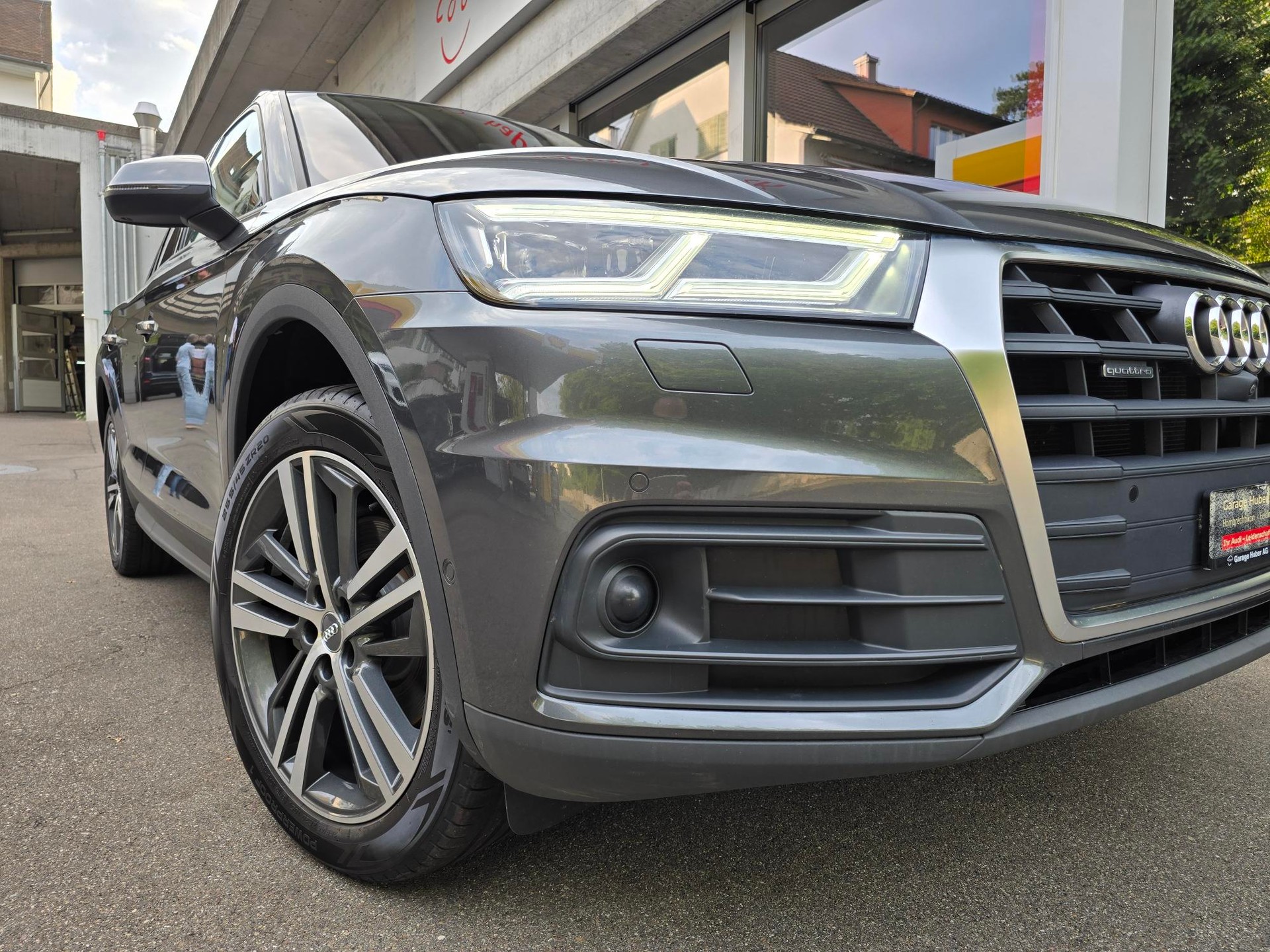 AUDI Q5 40 TDI quattro S-tronic-image-15