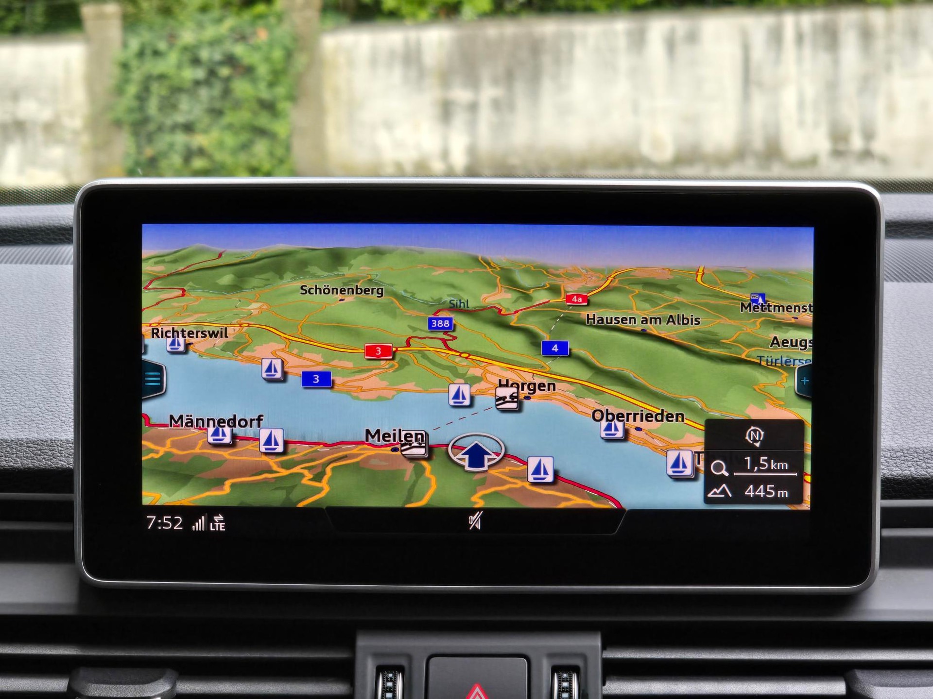 AUDI Q5 40 TDI quattro S-tronic-image-12