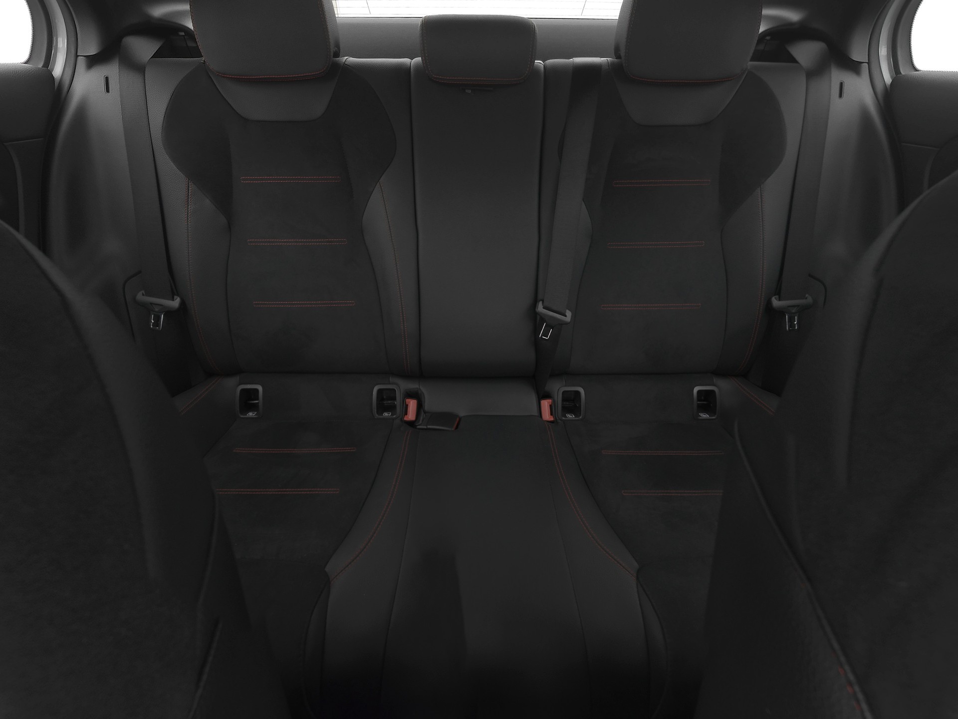 MERCEDES-BENZ A 180 AMG Line 7G-DCT-image-10