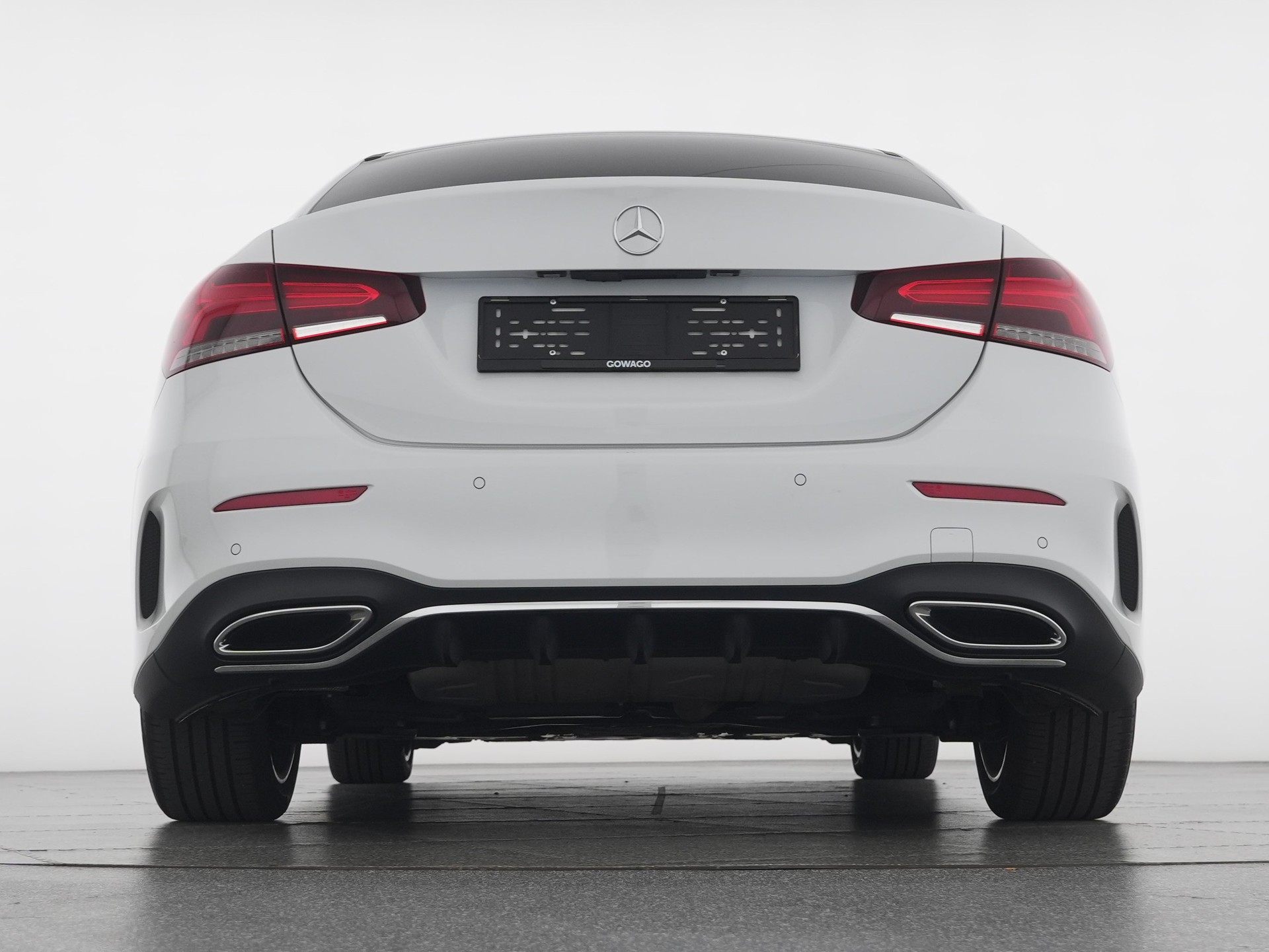 MERCEDES-BENZ A 180 AMG Line 7G-DCT-image-4