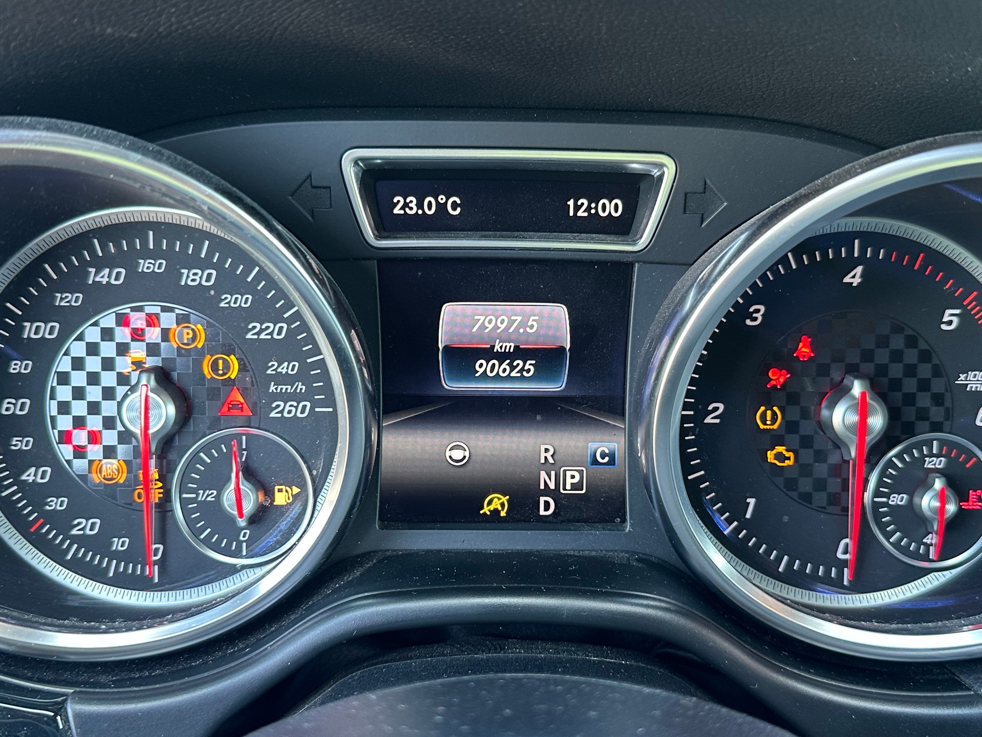 MERCEDES-BENZ GLE 350 d-image-5