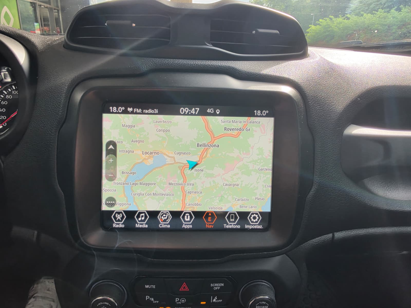 JEEP Renegade 1.3 GSE Turbo Limited-image-12