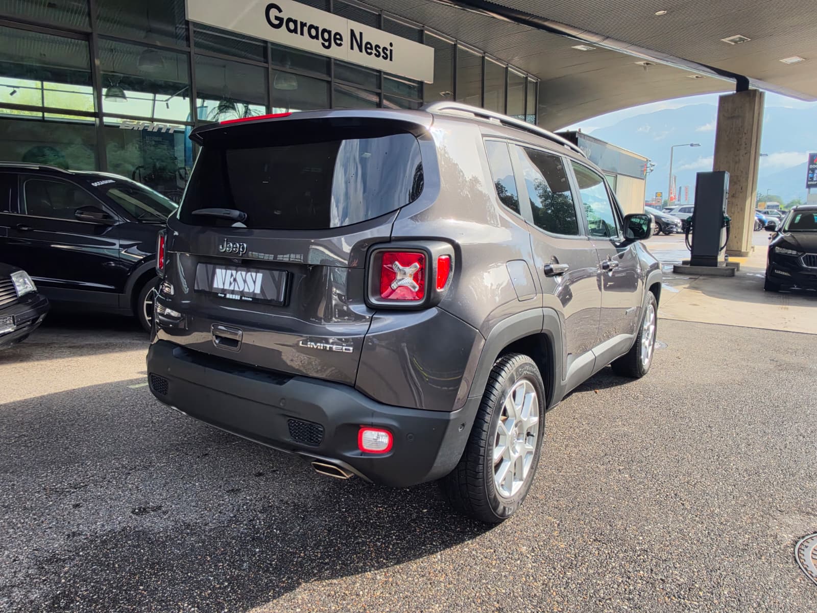 JEEP Renegade 1.3 GSE Turbo Limited-image-2