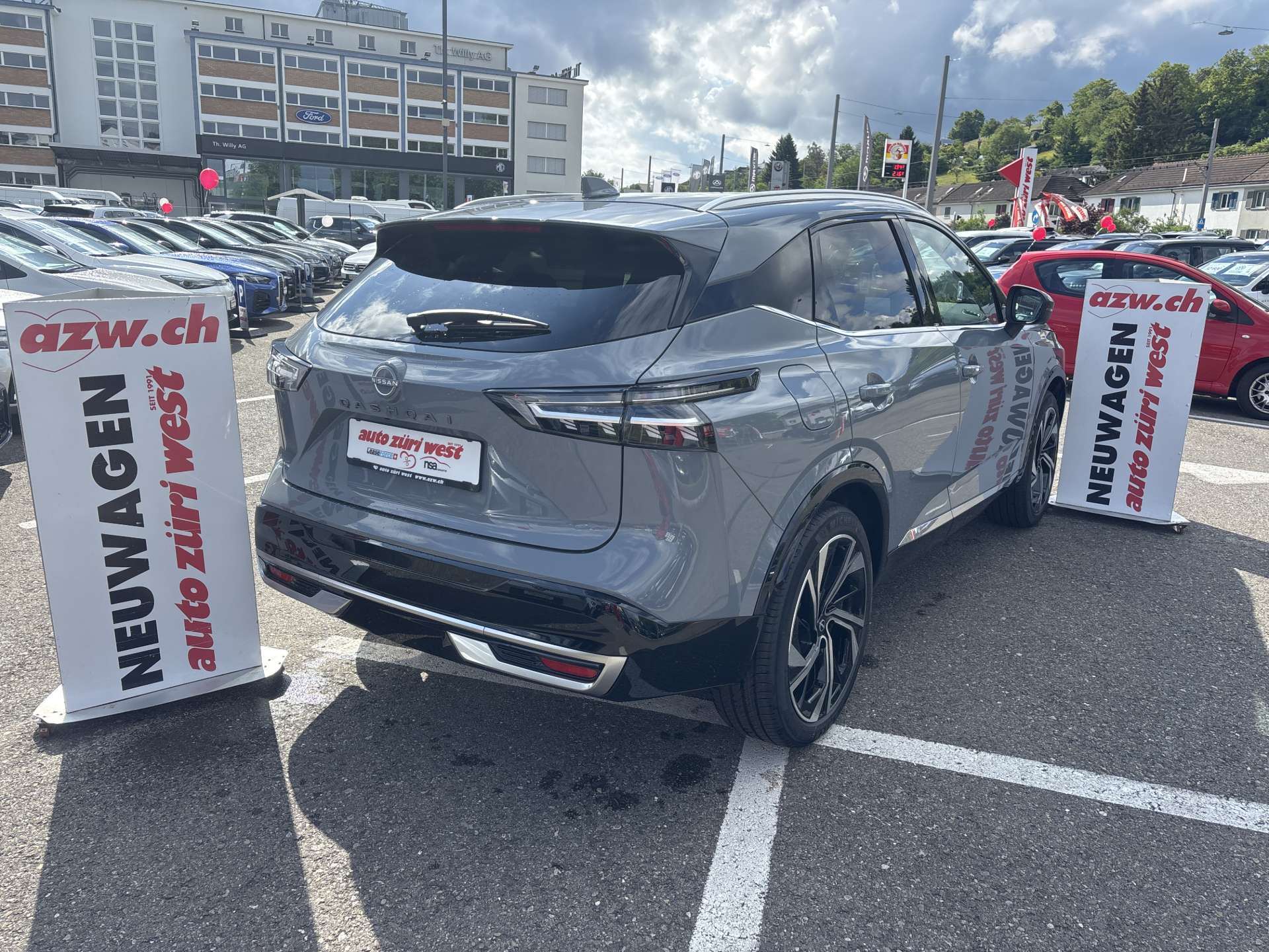 NISSAN Qashqai 1.3 DIG-T MHEV Tekna+ Xtronic-Automat-image-2