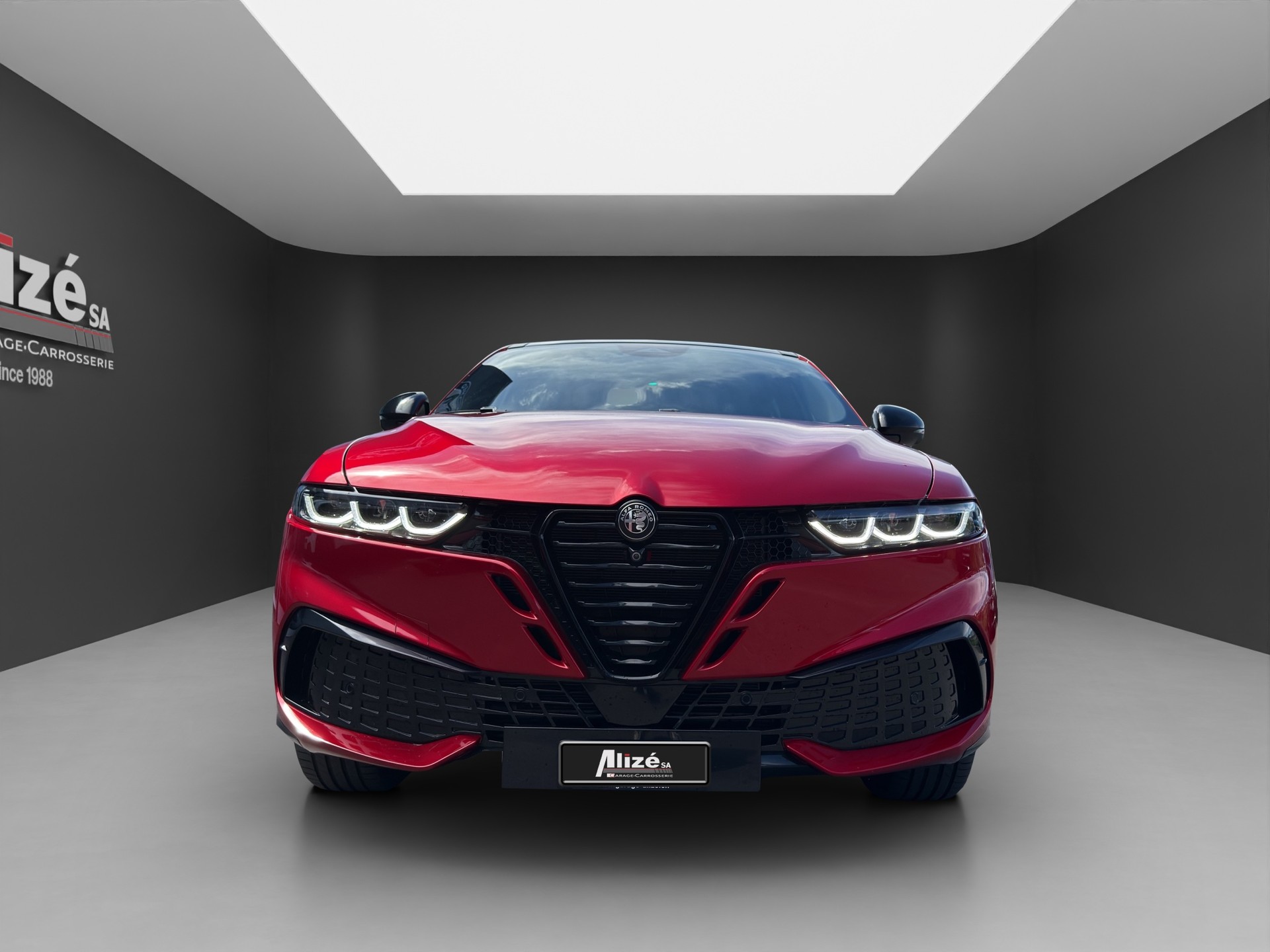 ALFA ROMEO Tonale 1.3 Plug-in-Hybrid Q4 Sport Speciale Launch-showroom-element-1