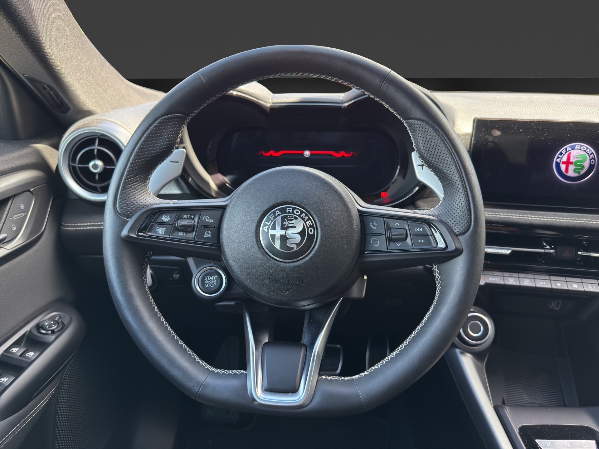 ALFA ROMEO Tonale 1.3 Plug-in-Hybrid Q4 Sport Speciale Launch-image-10