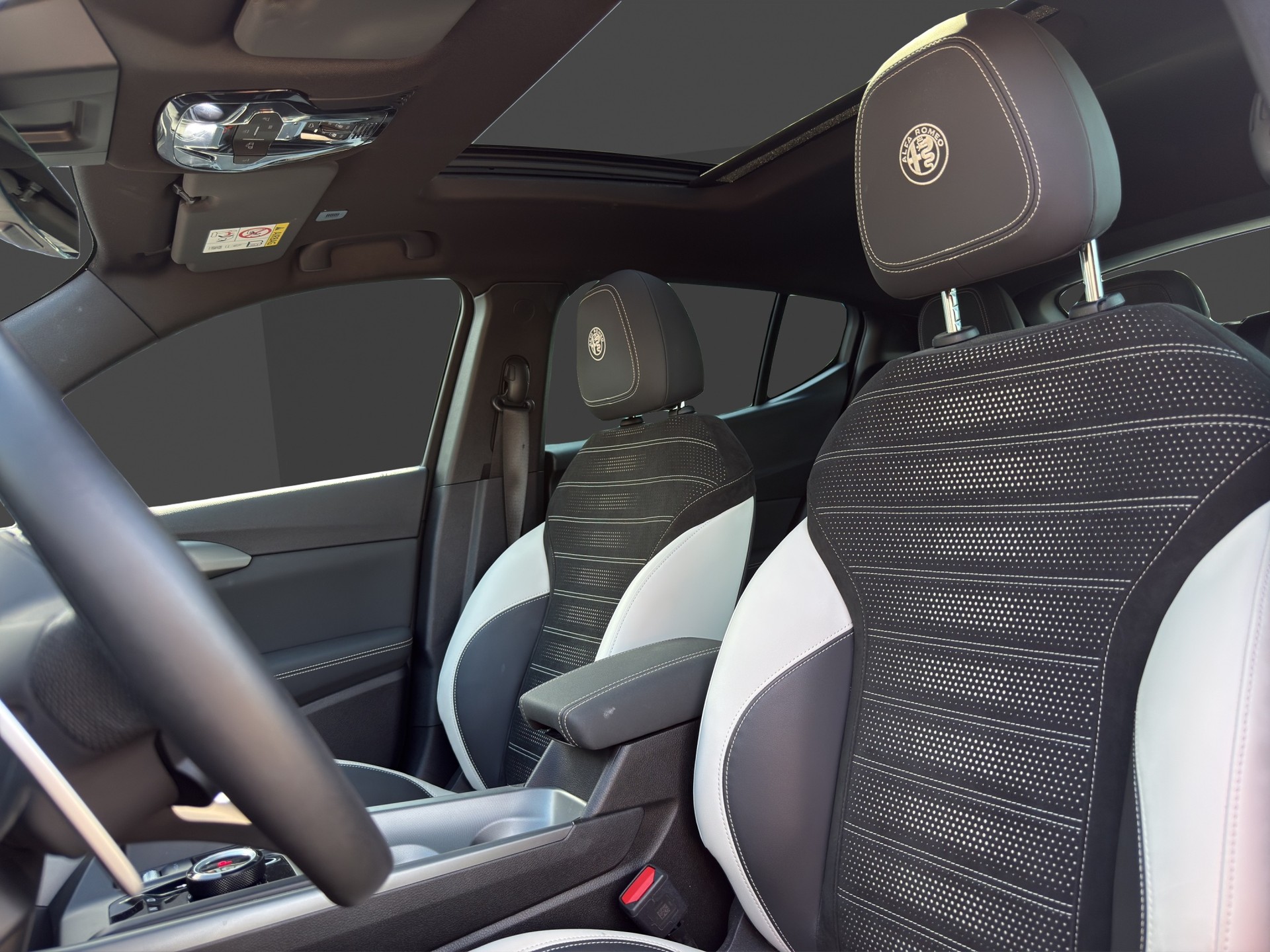 ALFA ROMEO Tonale 1.3 Plug-in-Hybrid Q4 Sport Speciale Launch-image-16