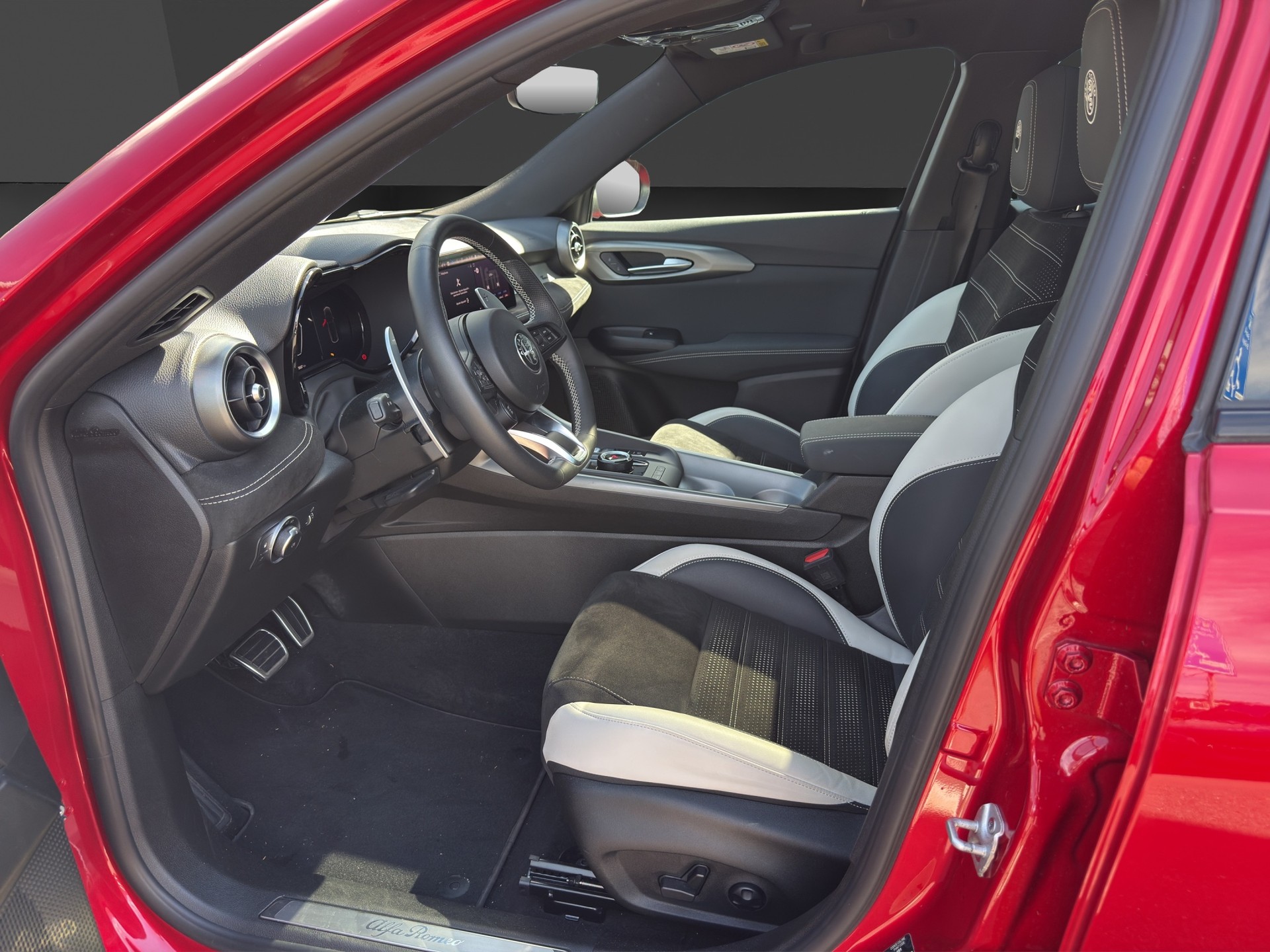 ALFA ROMEO Tonale 1.3 Plug-in-Hybrid Q4 Sport Speciale Launch-image-15