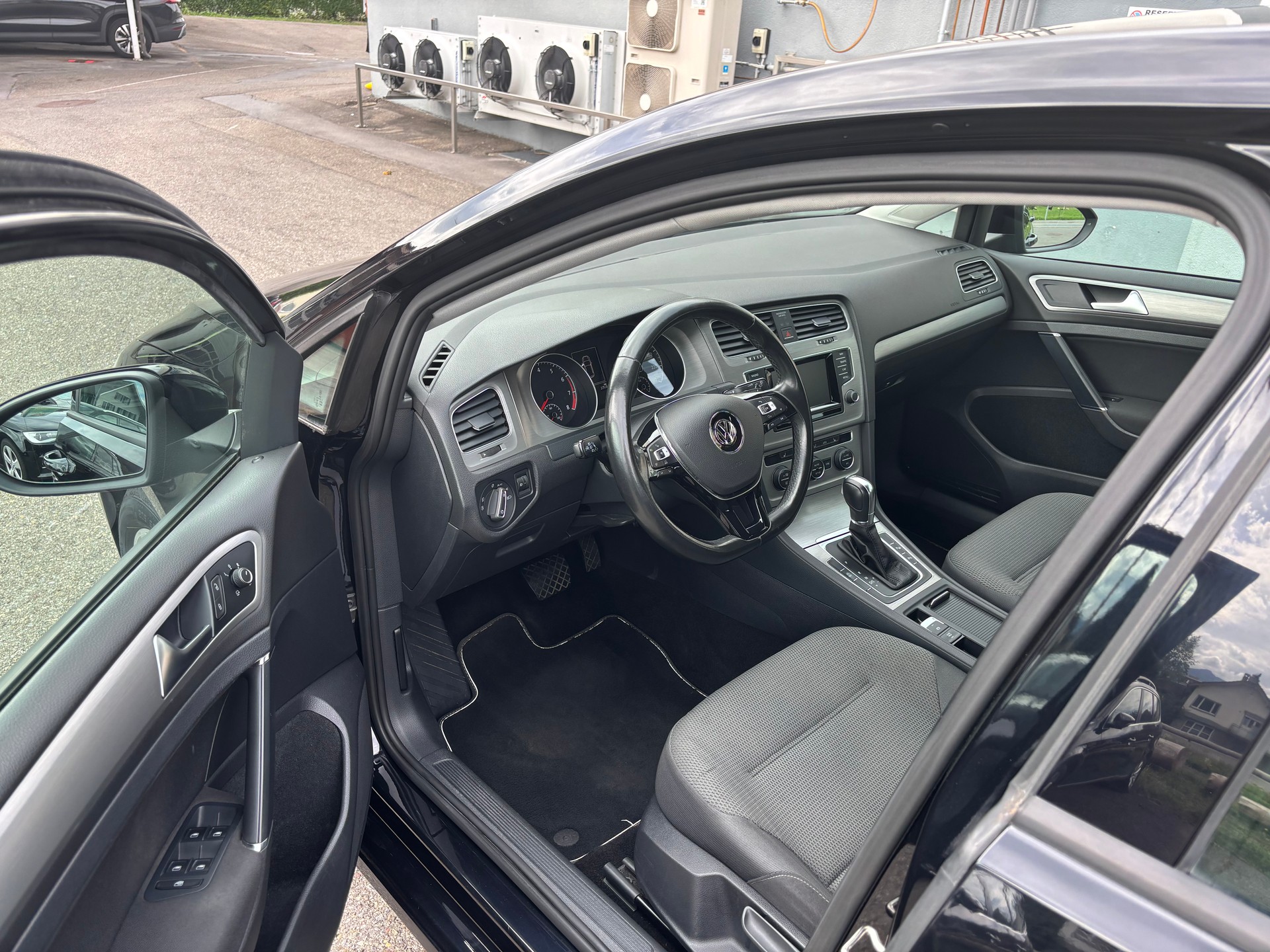 VW Golf 1.4 TSI Comfortline DSG-image-5