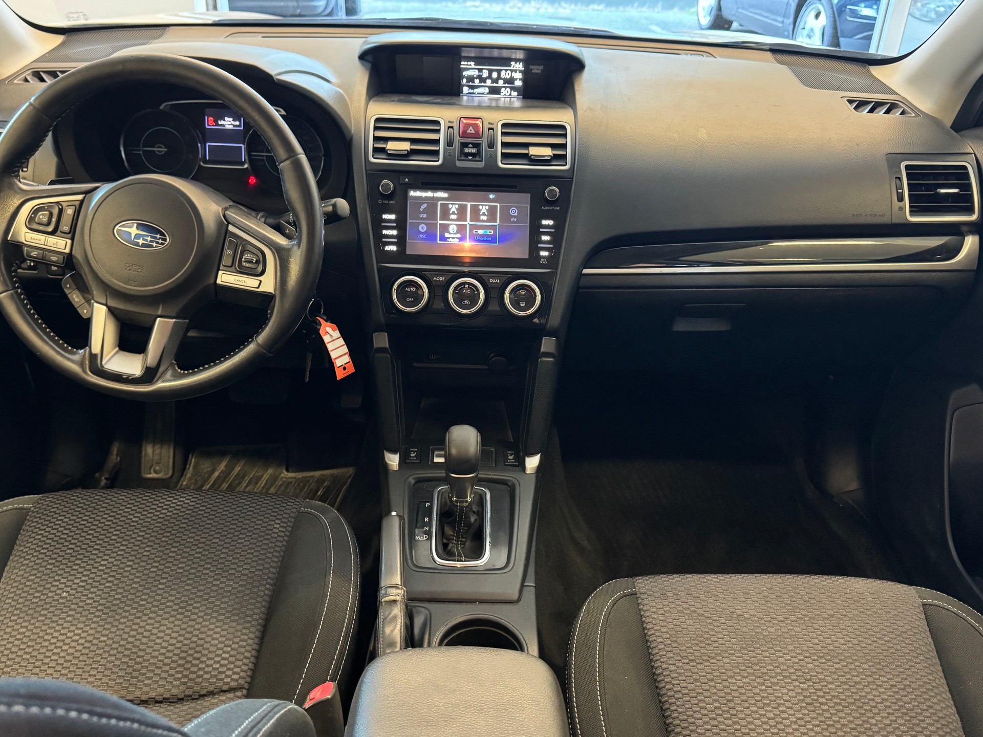 SUBARU Forester 2.0D Advantage Lineatronic-image-9