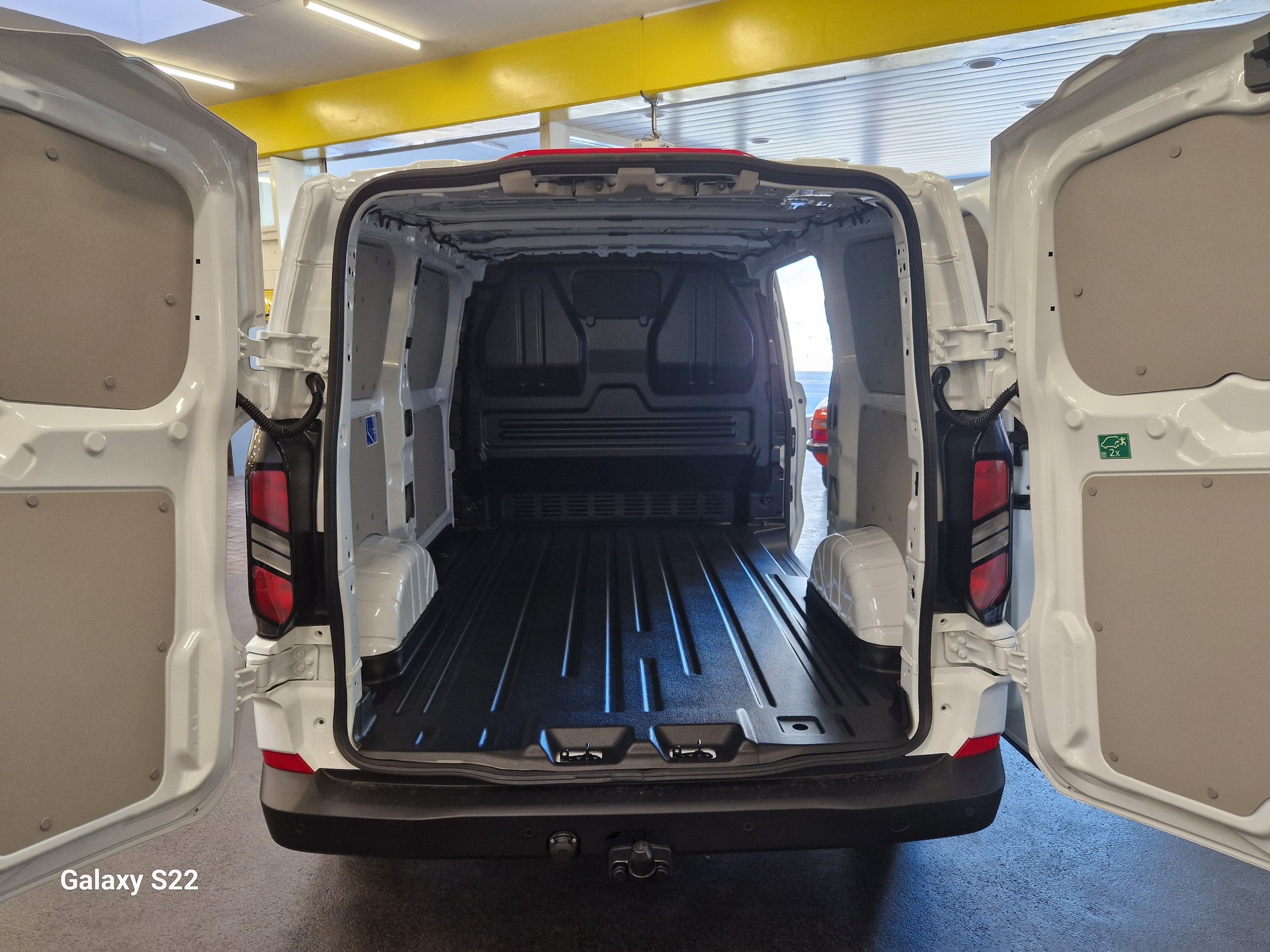 FORD Transit Custom Van 280 L1H1 Trend-image-9