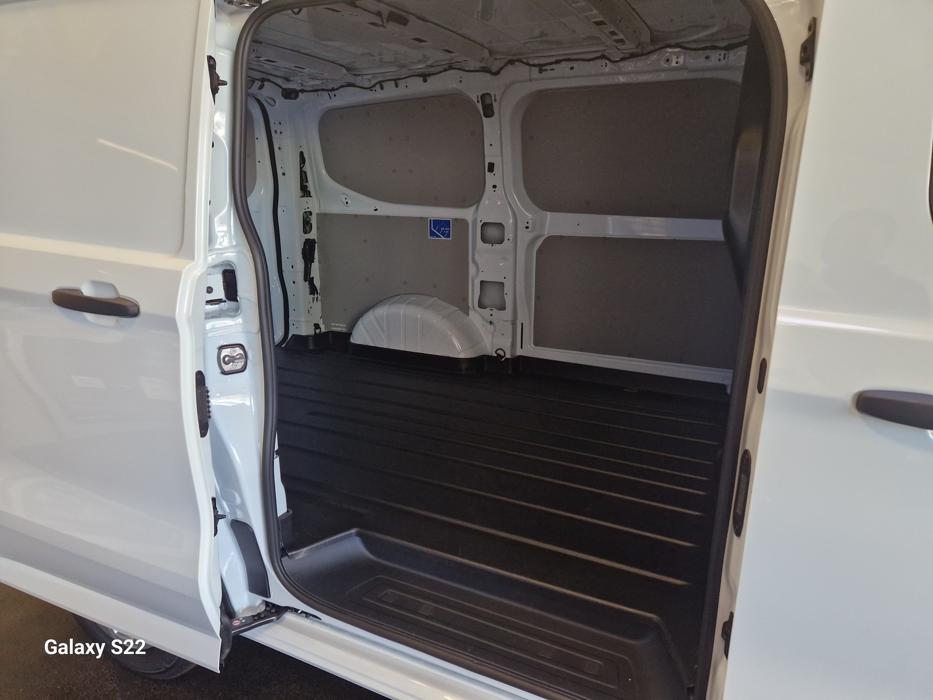 FORD Transit Custom Van 280 L1H1 Trend-image-8