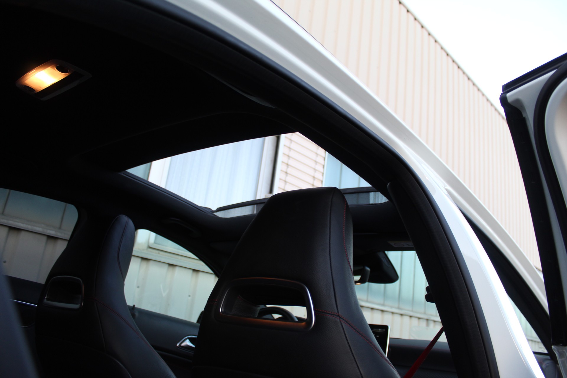 MERCEDES-BENZ A 250 Sport 4Matic 7G-DCT AMG-Line-image-15
