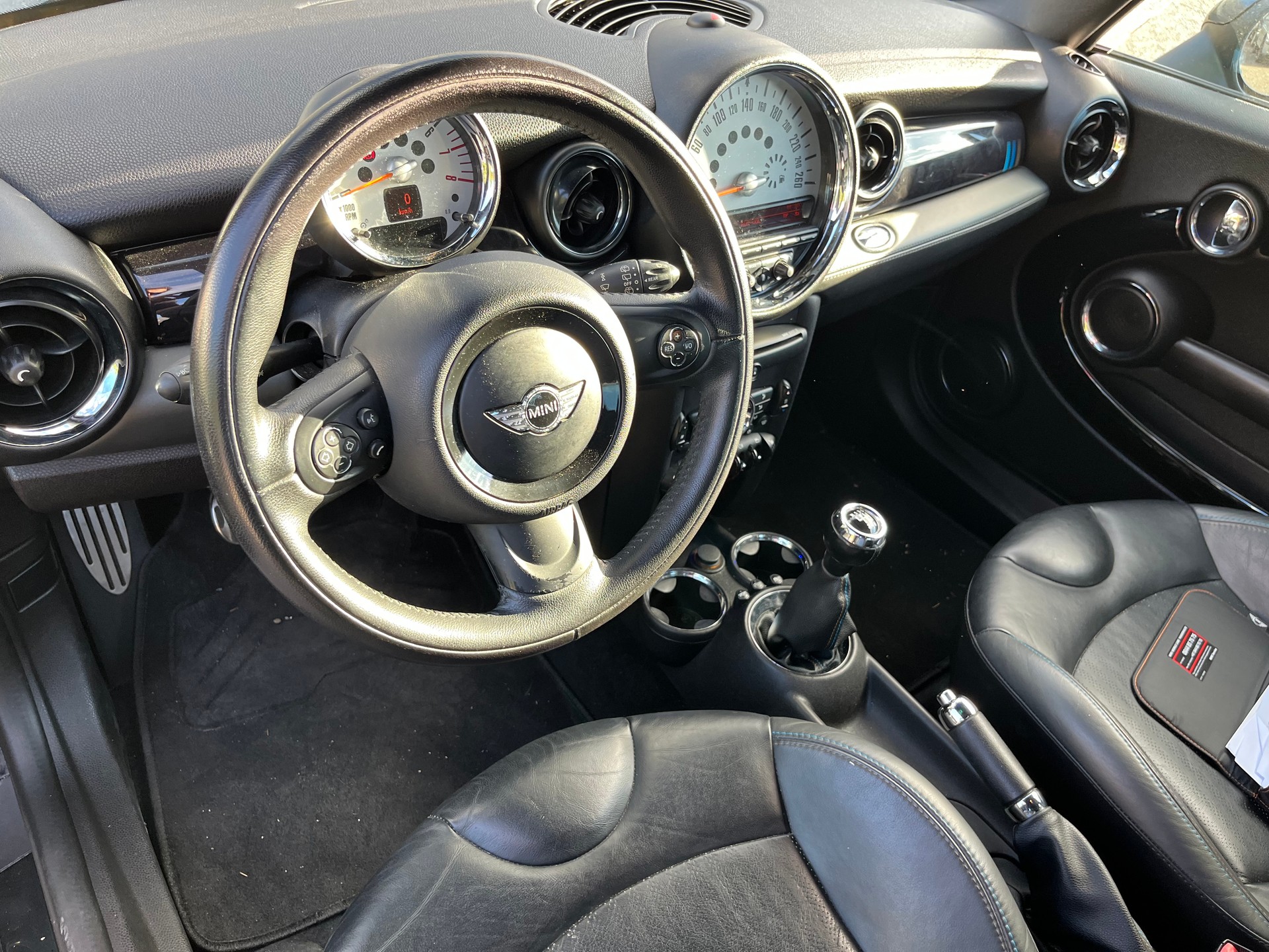 MINI Cooper S-image-4